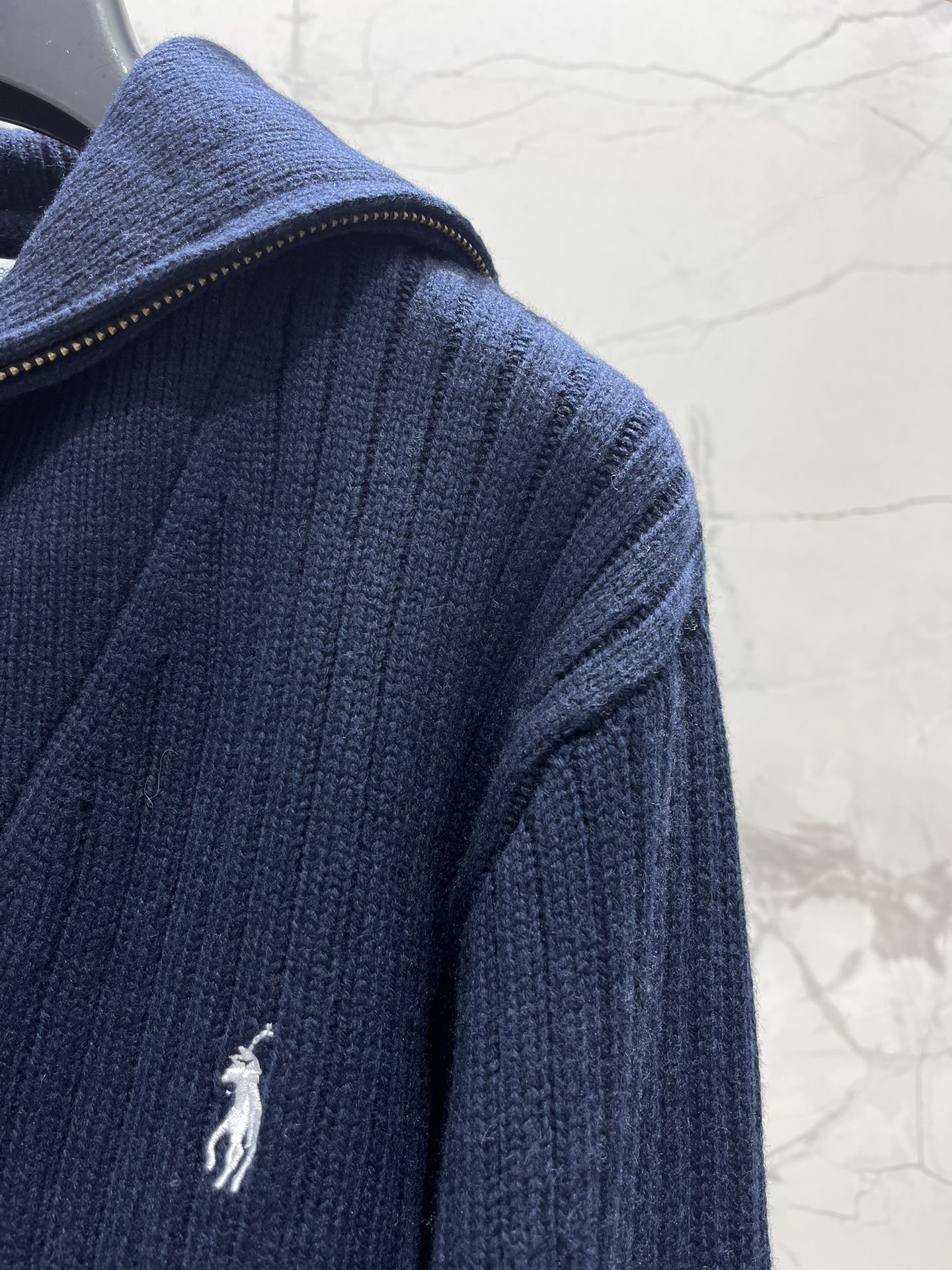 Polo * 拉夫劳伦秋季罗纹针织衫秋天第一件心动单品必须安利给你们👇🏻Polo和拉夫劳伦联名的这款罗纹