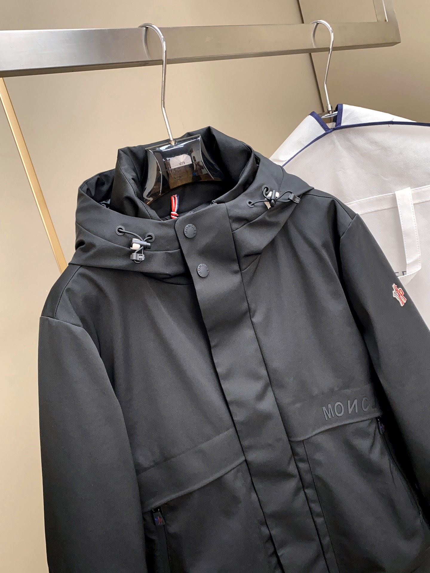 代工厂出口级别订单货品.品相完美.Mon*ler Grenble压胶滑雪羽绒服 彰显造型气质的不朽传奇.