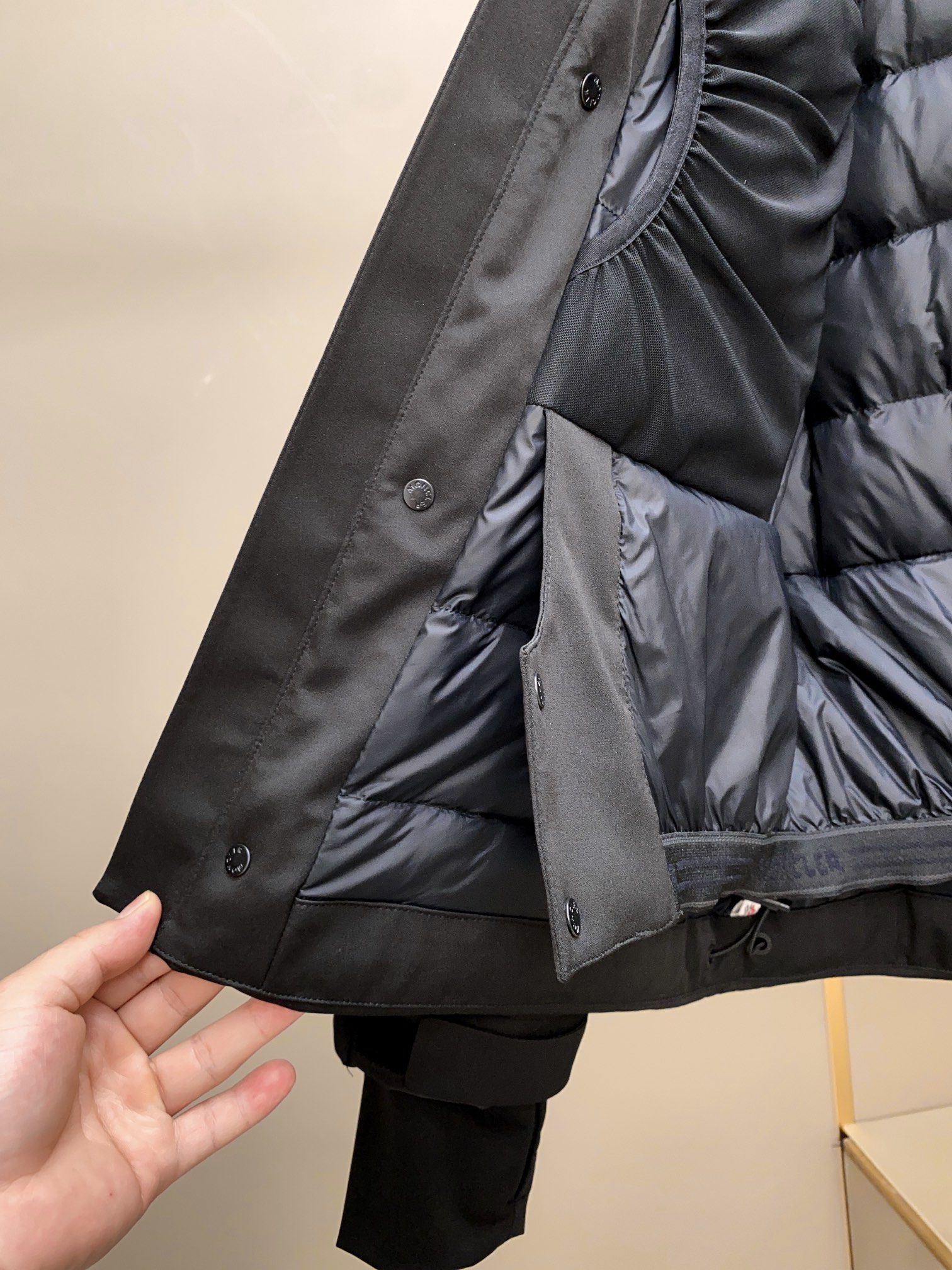 代工厂出口级别订单货品.品相完美.Mon*ler Grenble压胶滑雪羽绒服 彰显造型气质的不朽传奇.