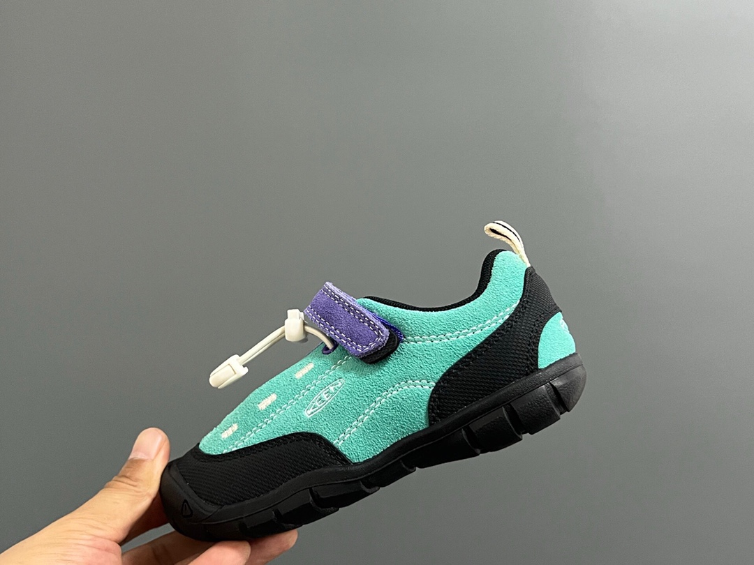 图片[2]-高版本 新配色 KEEN 新配色户外儿童登山鞋 尺码：24-37码 祖国版YYDS 新配色好好看😍 优质麂皮面料，轻微防水💧 魔术贴➕松紧带设计，穿脱方便✔️ 橡胶耐磨防滑大底，脚感超赞👍🏻-选品中心