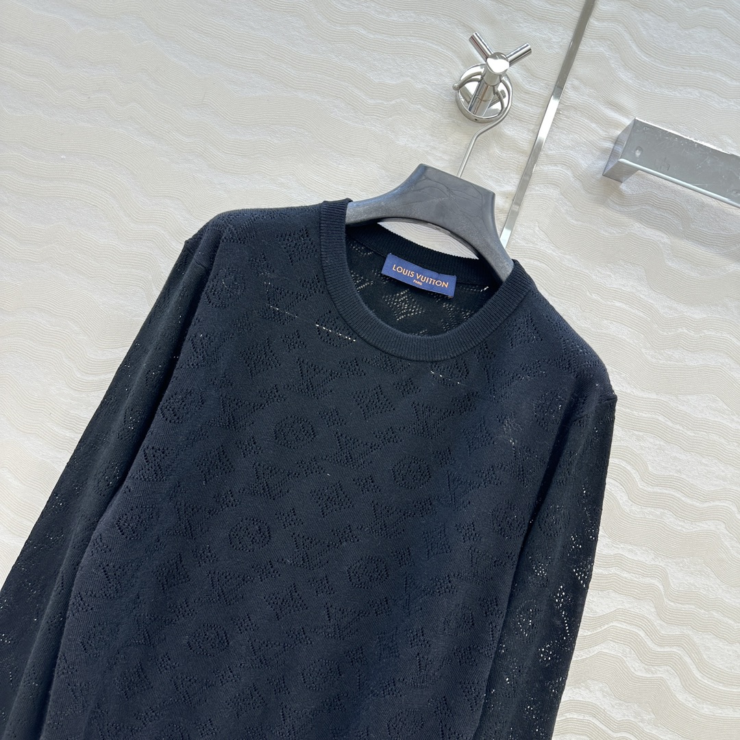 独家首发❤️原单品质！Monogram花㚏针织圆领毛衣！18针瑞士机重工定位缕空嵌花工艺贯穿时髦高级感！