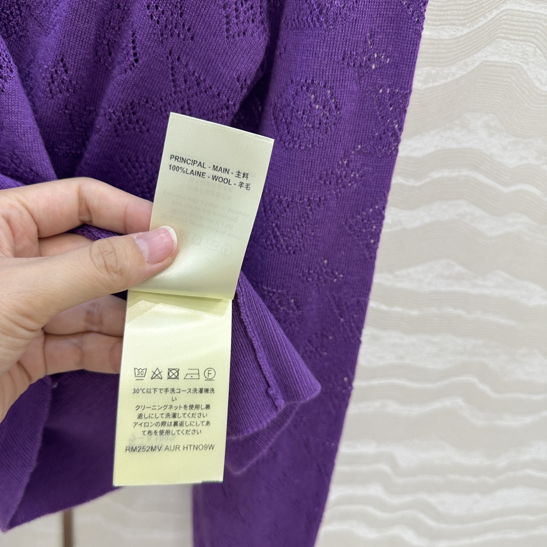 独家首发❤️原单品质！Monogram花㚏针织圆领毛衣！18针瑞士机重工定位缕空嵌花工艺贯穿时髦高级感！