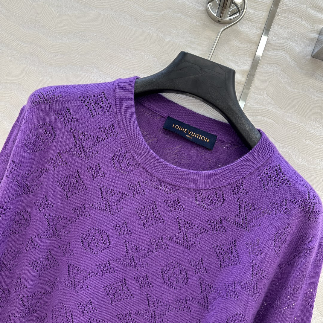 独家首发❤️原单品质！Monogram花㚏针织圆领毛衣！18针瑞士机重工定位缕空嵌花工艺贯穿时髦高级感！