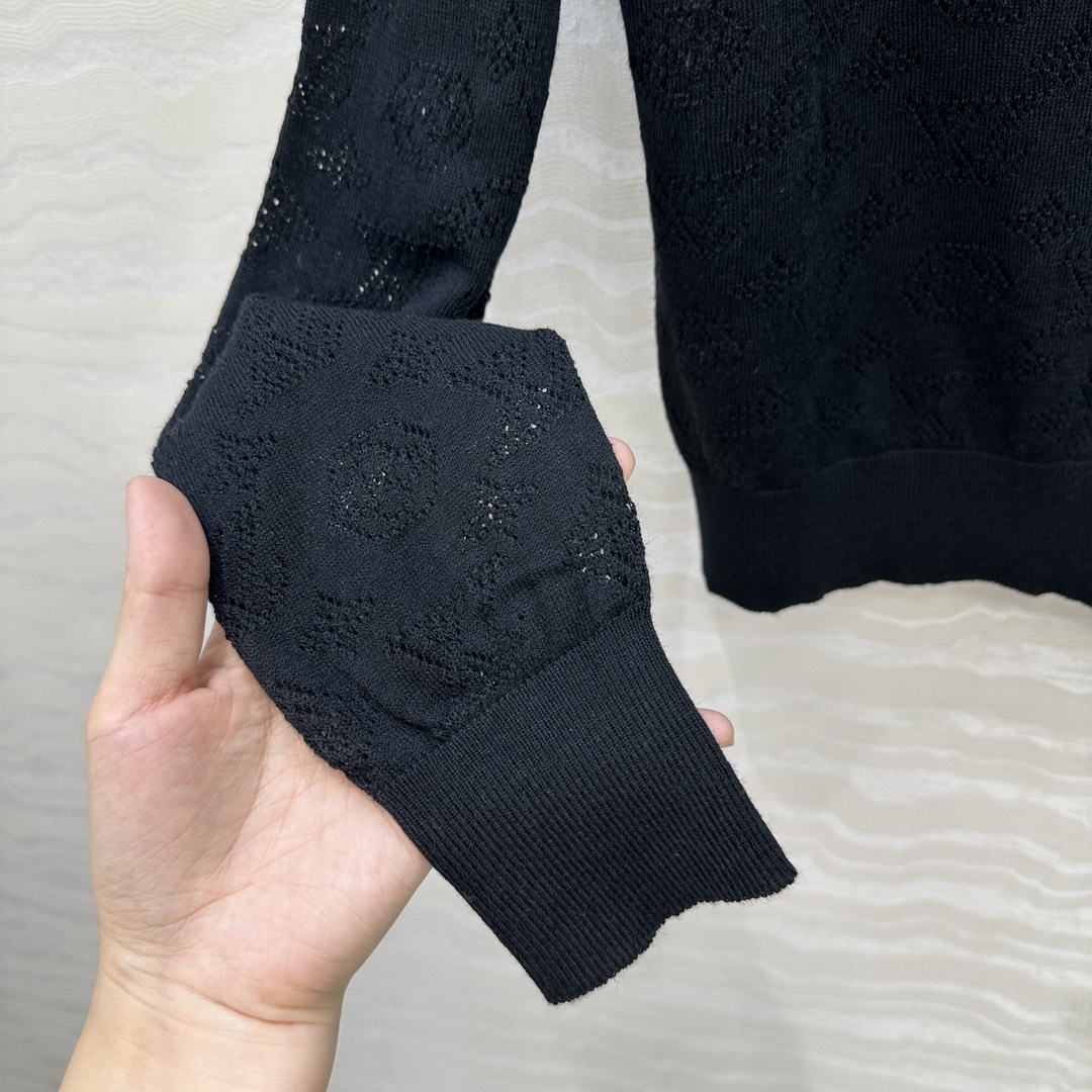 独家首发❤️原单品质！Monogram花㚏针织Polo领毛衣！18针瑞士机重工定位缕空嵌花工艺贯穿时髦高