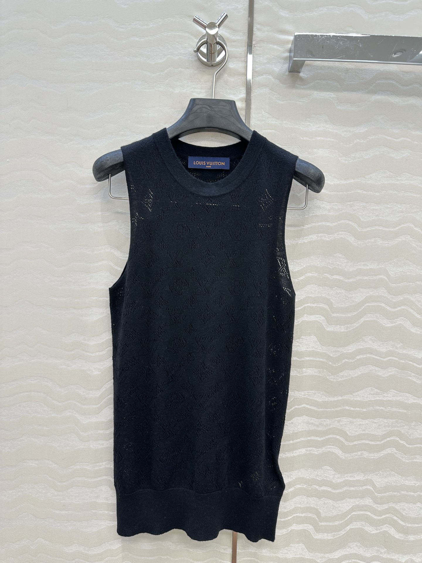 独家首发❤️原单品质！Monogram花㚏针织两件套！气质小圆领背心搭配圆领短款小开衫。18针瑞士机重工