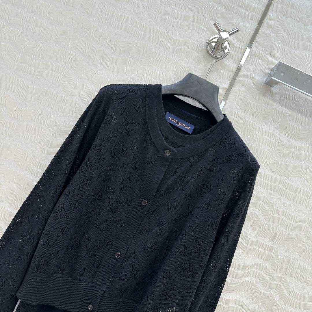 独家首发❤️原单品质！Monogram花㚏针织两件套！气质小圆领背心搭配圆领短款小开衫。18针瑞士机重工