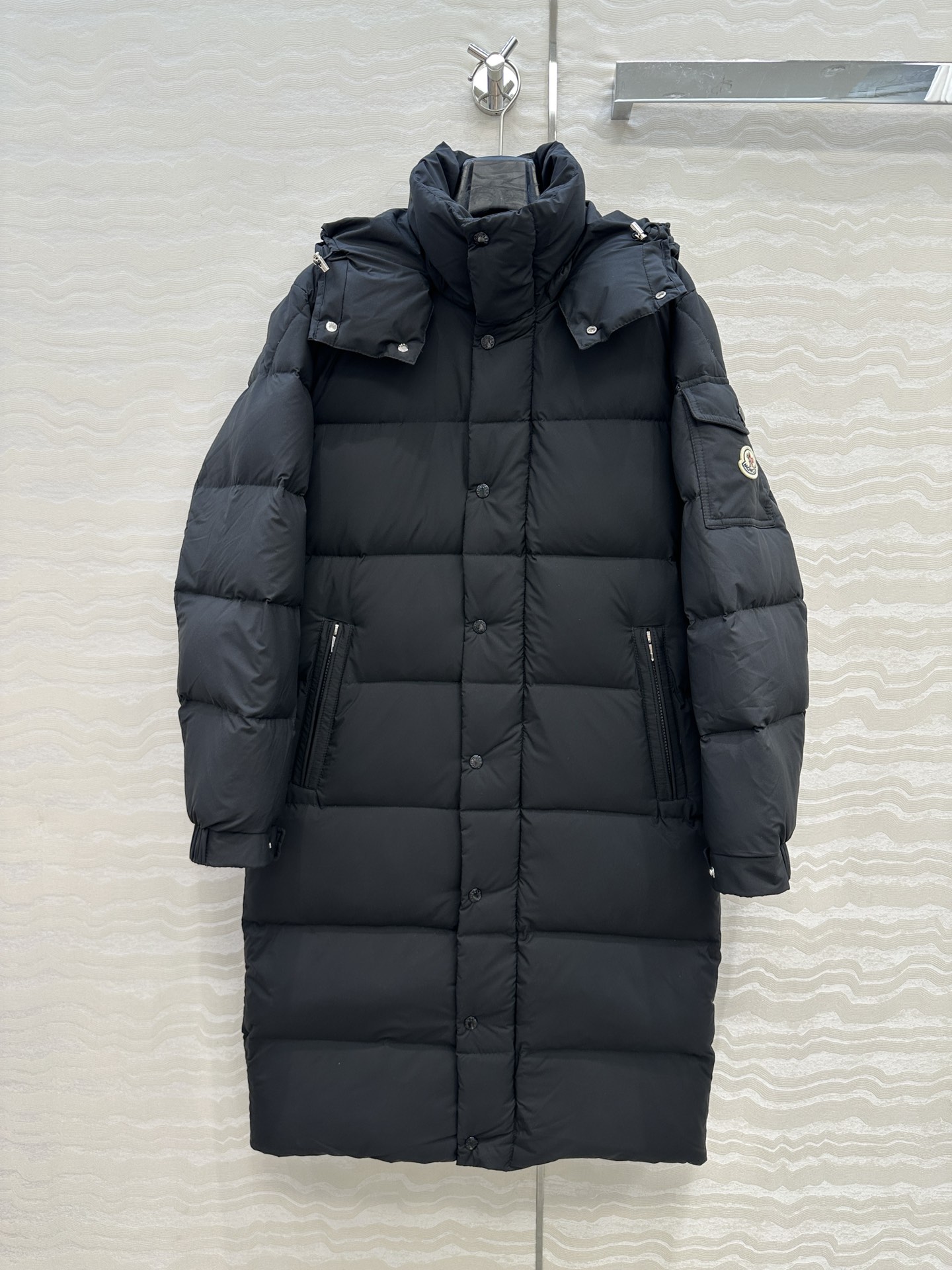 高端原单品质❤️Mo秋冬必入！经典MaYa长款羽绒服！原版定制哑光记忆丝质感柔软细腻超赞！男女同款面包服