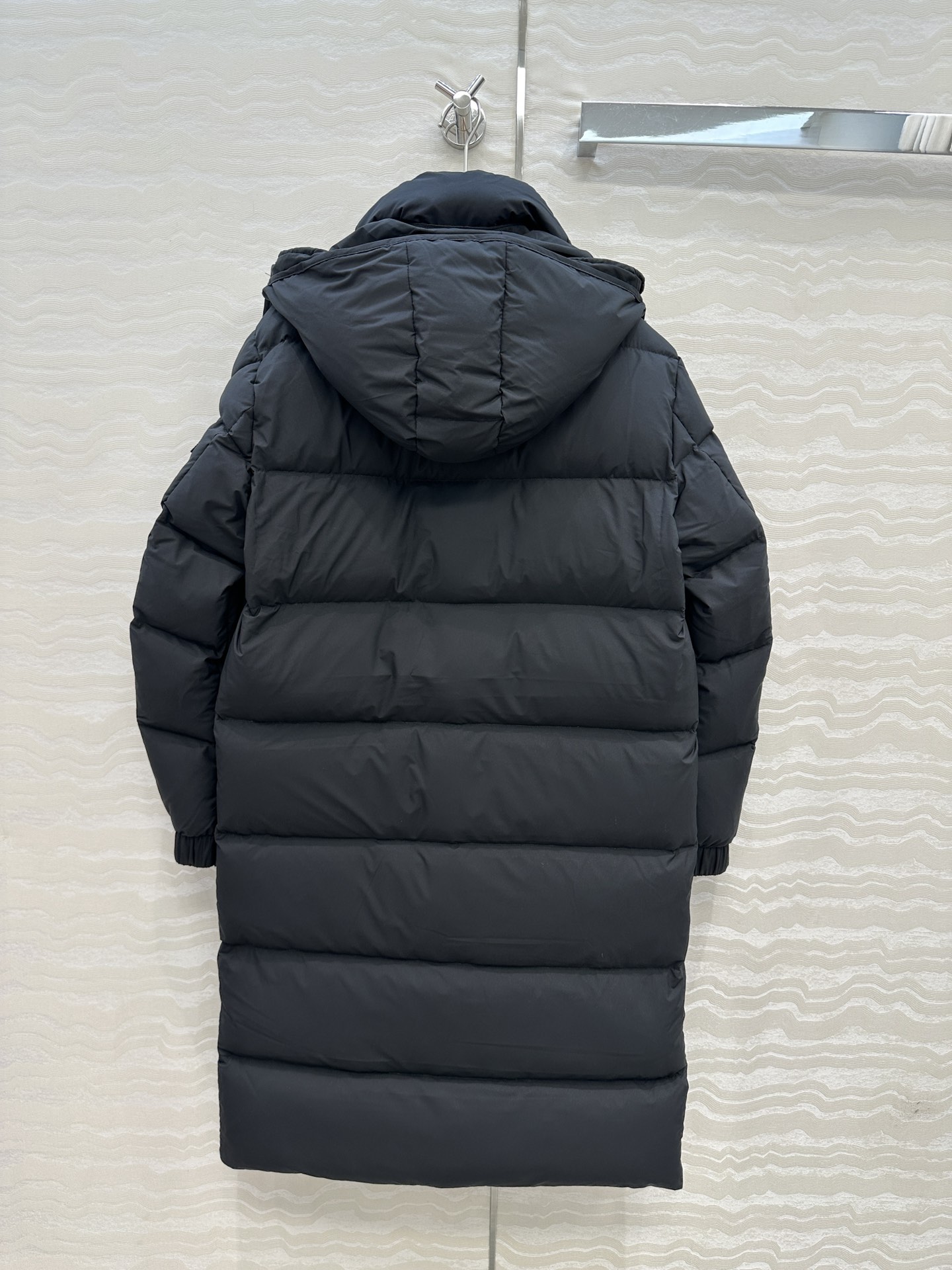 高端原单品质❤️Mo秋冬必入！经典MaYa长款羽绒服！原版定制哑光记忆丝质感柔软细腻超赞！男女同款面包服
