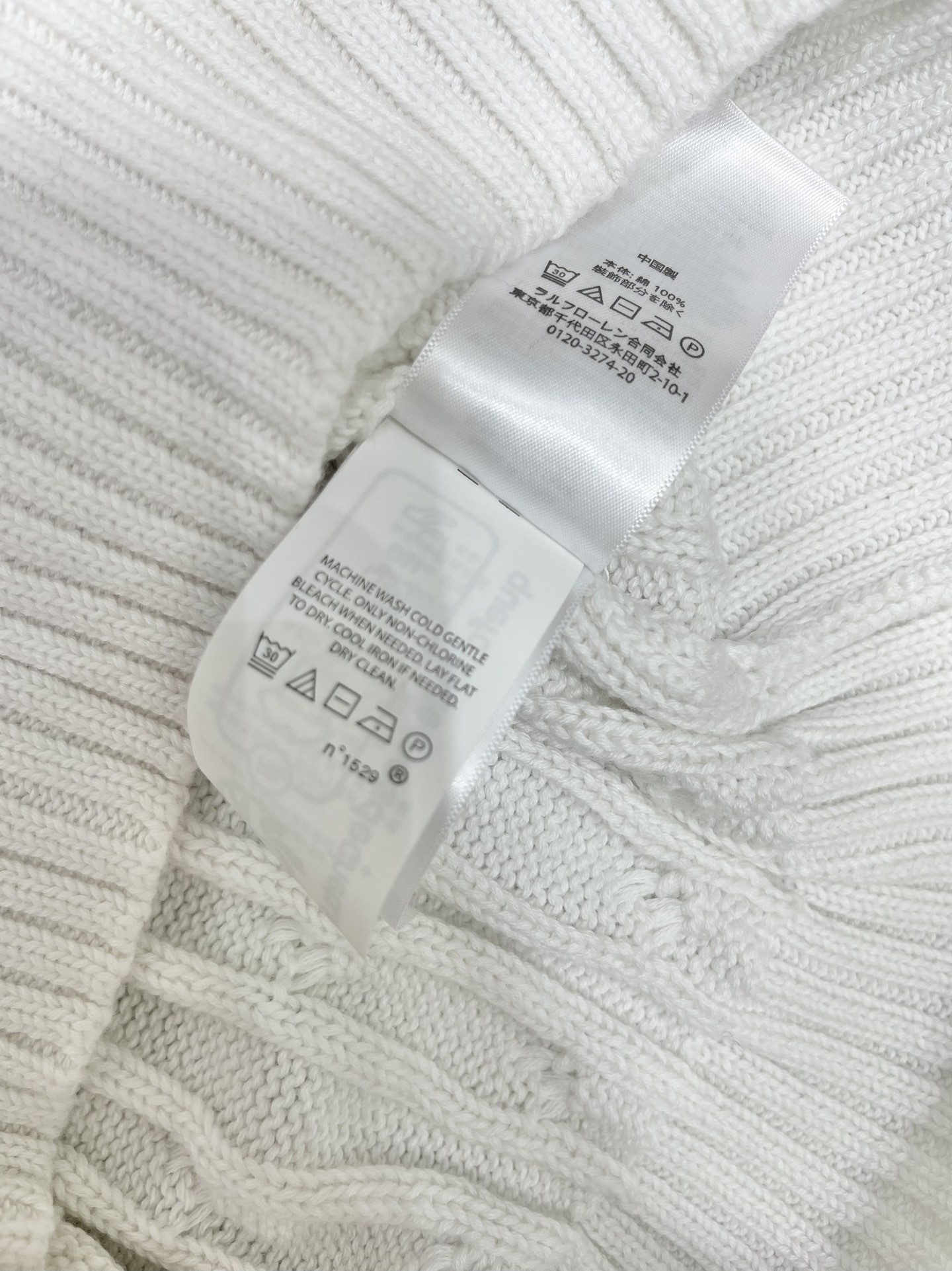 Polo * 拉夫劳伦经典版绞花编结针织毛衫绞花编结的设计，复古又经典，满满的质感扑面而来。每一处绞花都