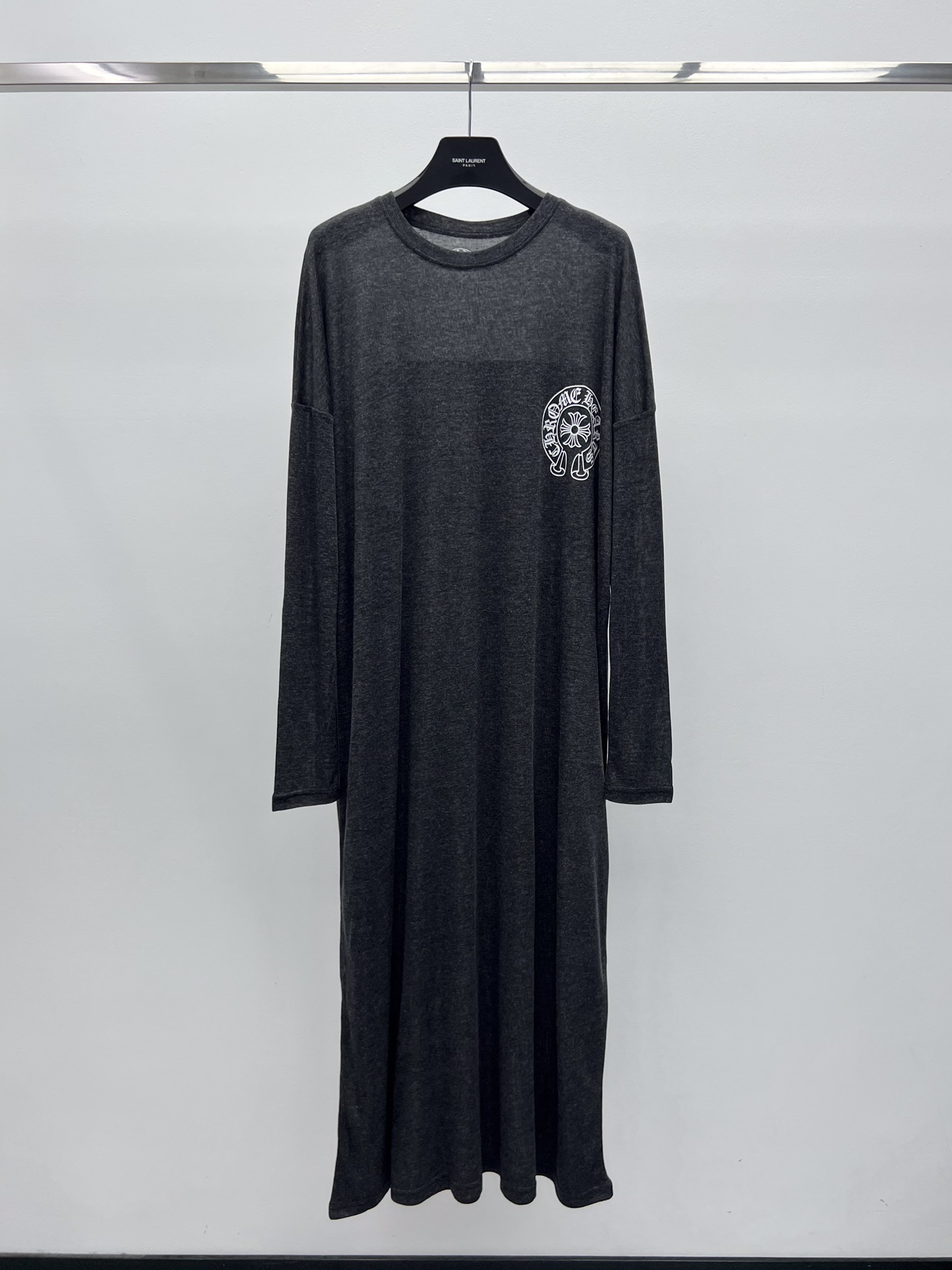 Chrome heart*梵文印花连衣裙这件真是太舒服噜 慵懒风十足超级无敌软糯轻薄 上身秒变纸片人🇺🇸