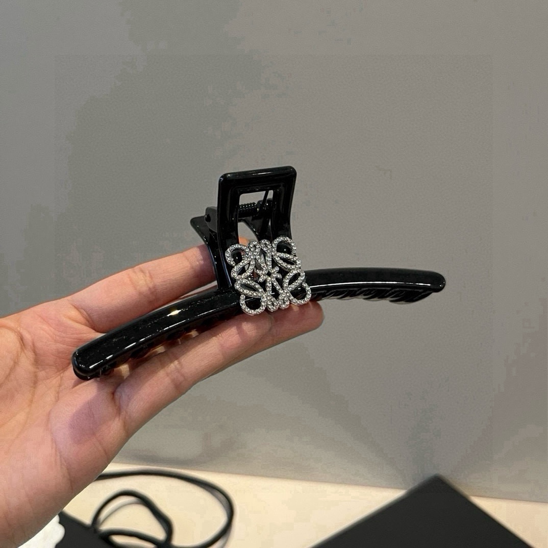 🆕LOEWE罗意威新款发夹