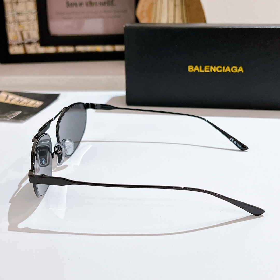 Balenciag*MODEL：BB0417SSIZE：63口15-145🔝🔝