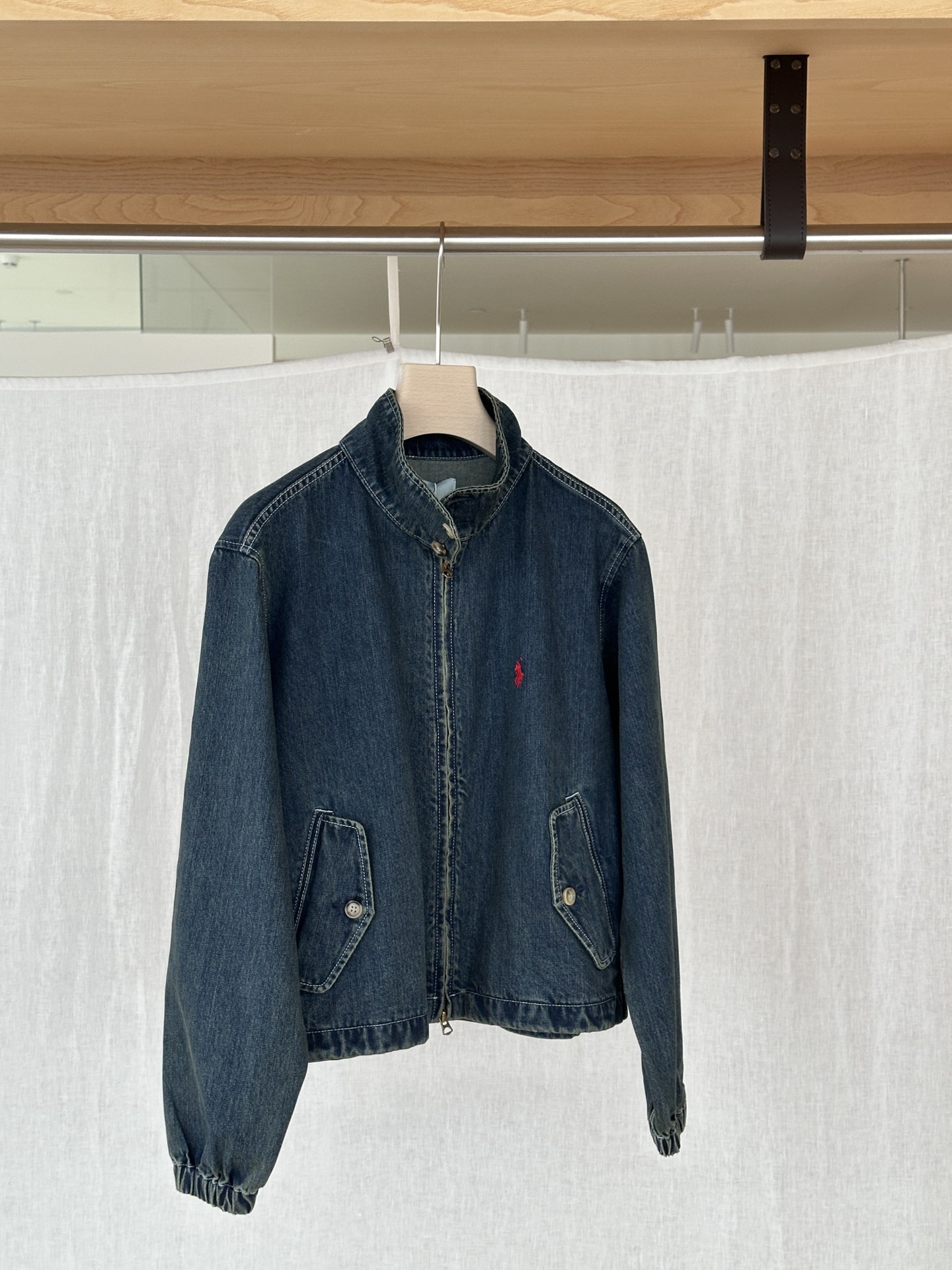 NO:498576,YS ｜ NEW ARRIVALS! Super high-end denim jacket with wash water, fashionable, easy to match SML,,jackets & coats,alexander wang19860909YS ｜ NEW ARRIVALS! 洗水超高级的牛仔外套 时髦 好搭配 SML,,jackets & coats,alexander wang,Women's clothing