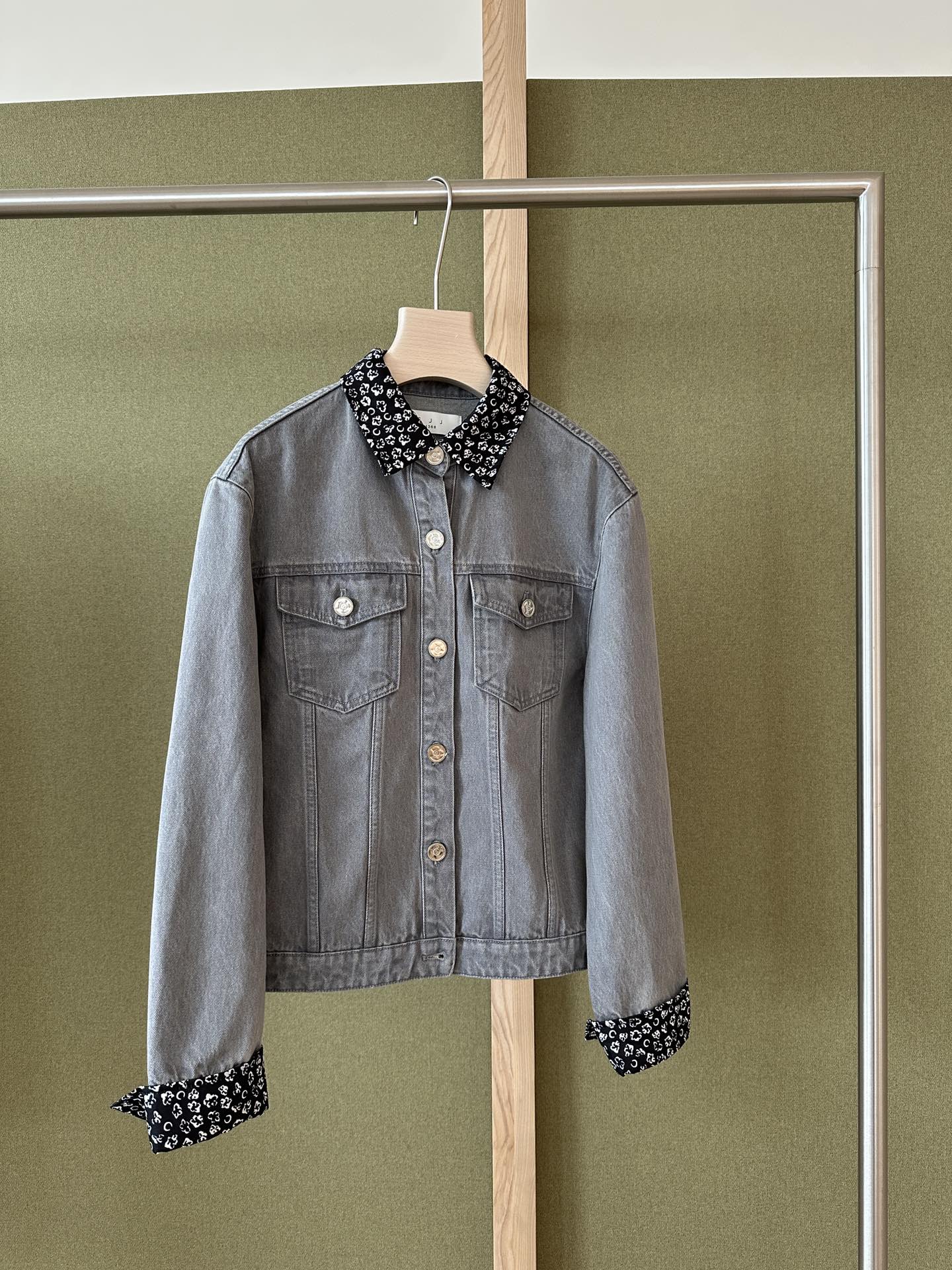 NO:498603,YS ｜ NEW ARRIVALS! Grey denim Jennie tuner The splicing is very beautiful!  SML, alexander wang19860909YS ｜ NEW ARRIVALS! 灰牛仔 Jennie调调 拼接特漂亮！ SML,,alexander wang,Women's clothing