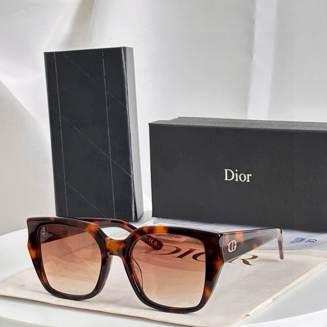 ‼️到货 工厂直销 DIOR✨✨✨MODEL: DiorGlow S1F ✨✨✨SIZE：54口18-1