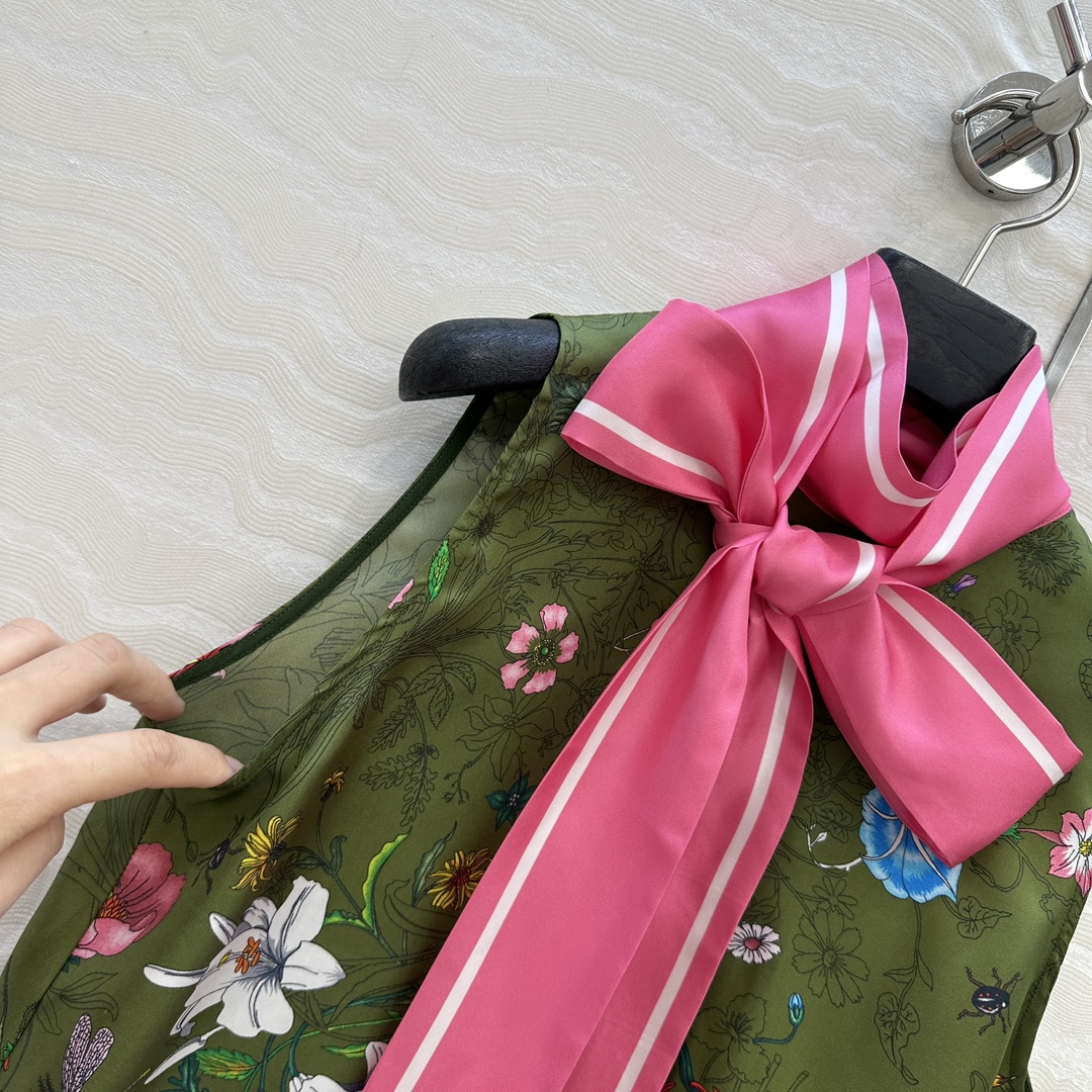 独家首发❤️原单品质💕GG浪漫度假印花真丝背心！全定位对花工艺，16姆米 100%真丝斜纹绸质感超赞！超