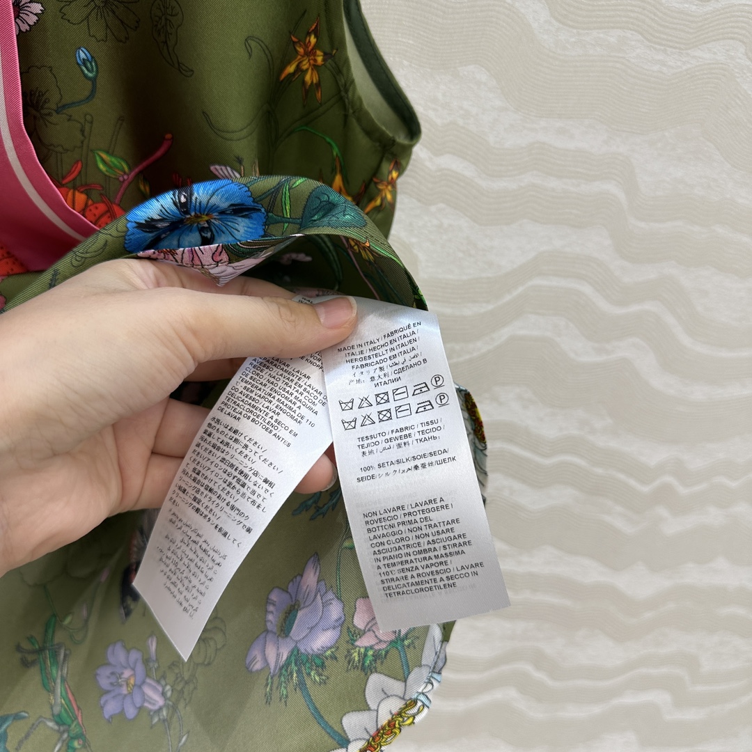 独家首发❤️原单品质💕GG浪漫度假印花真丝背心！全定位对花工艺，16姆米 100%真丝斜纹绸质感超赞！超