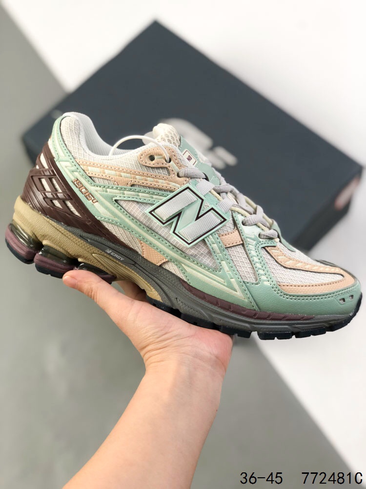 ️ 新百伦New Balance 1906 复古跑鞋 小红书爆款 NB1906这双鞋确实是NB家经典复古款式之一,以全新科技诠释,成功打造1906鞋款,鞋面在保持1906基本线条和片层结构的同时,采用更为简洁、流畅的设计语言 ID:772481C
