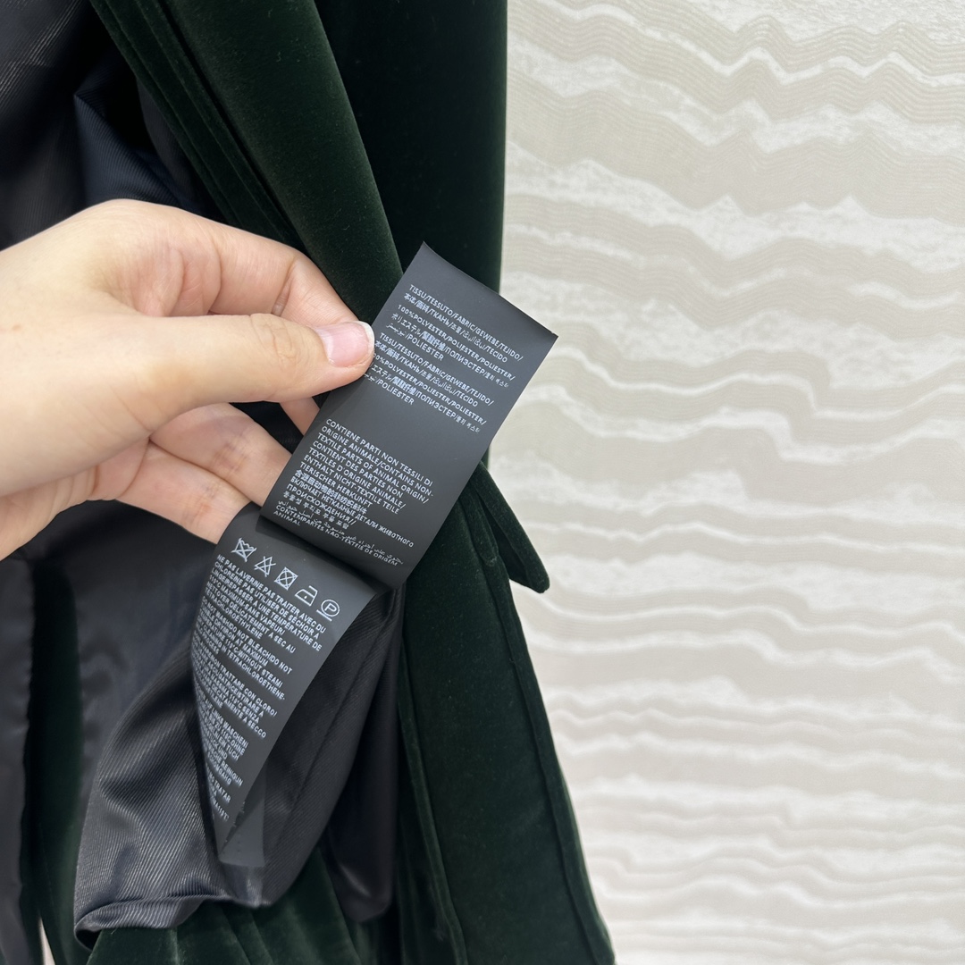 独家首发❤️原单品质，slP🆕高智感穿搭！宋佳同款！时髦精丝绒西装夹克外套！猎装夹克工装口袋，极简主义立