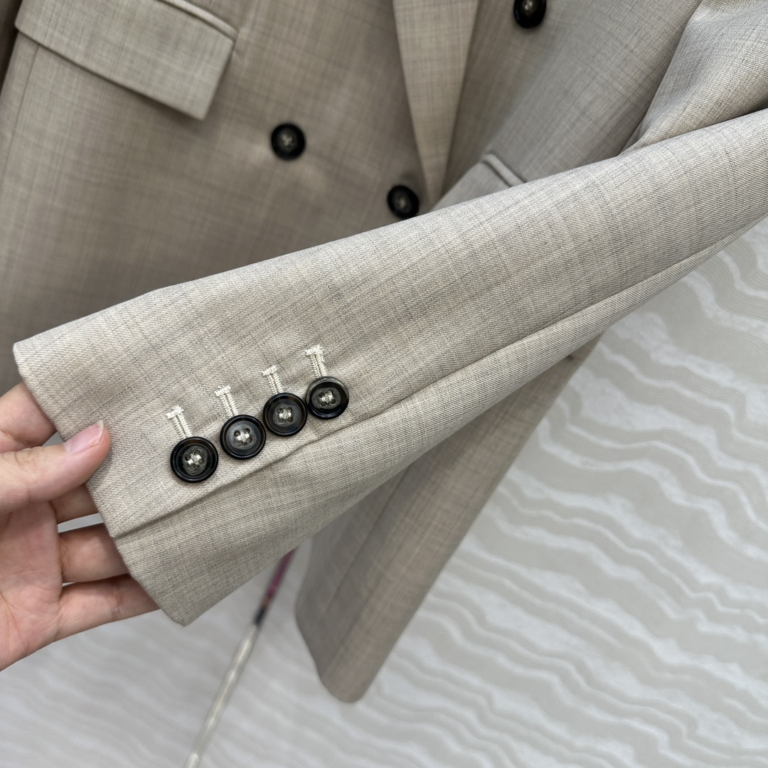 独家首发！原单品质❤️slP🆕高智感穿搭！宋佳，宋妍霏同款。潇洒帅气的高级羊毛大西装！进口羊毛混纺面料挺