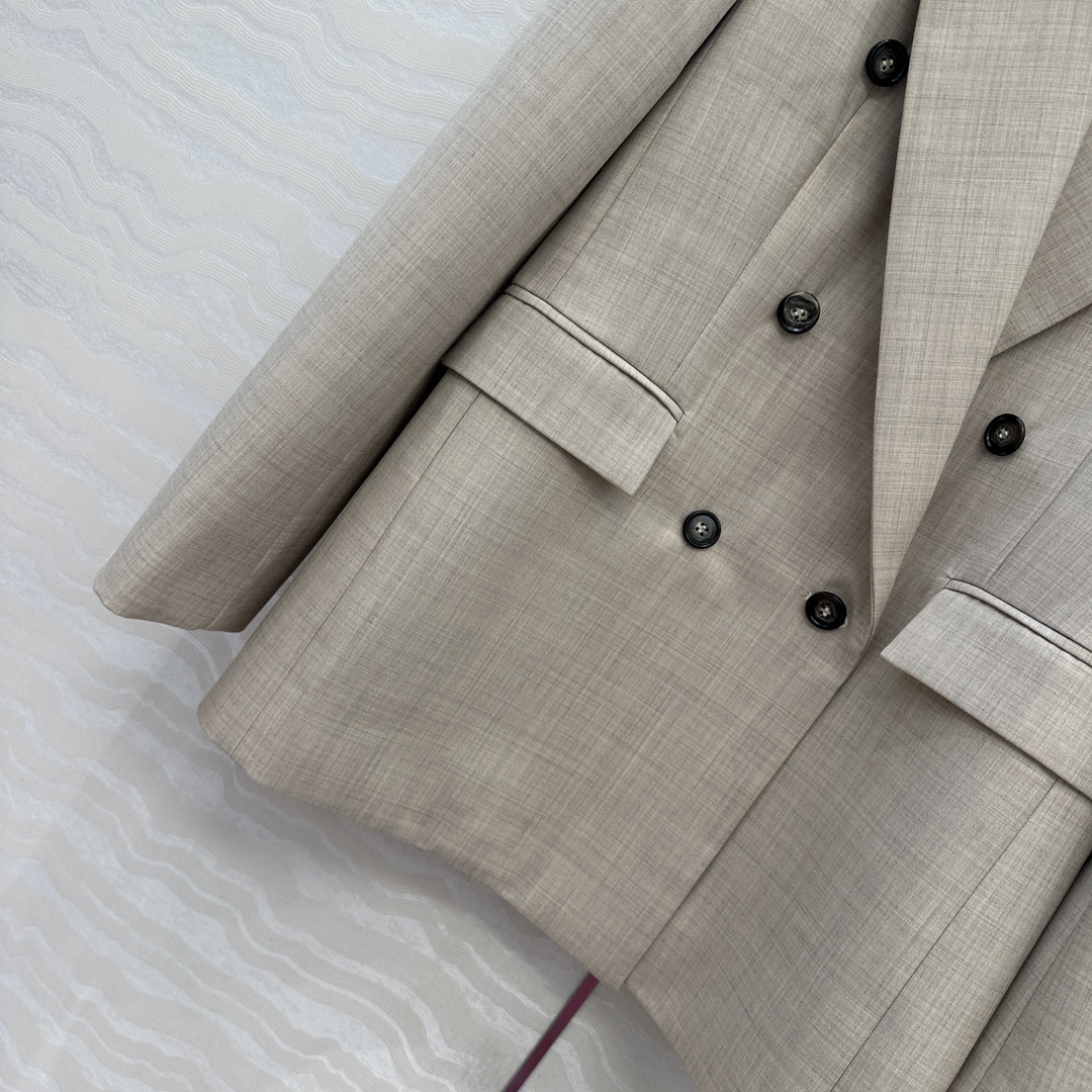 独家首发！原单品质❤️slP🆕高智感穿搭！宋佳，宋妍霏同款。潇洒帅气的高级羊毛大西装！进口羊毛混纺面料挺