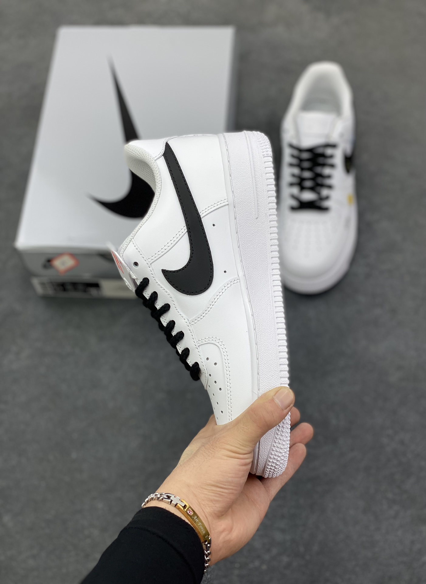 图片[3]-Nike Air Force 1 Low’07 Vibe风 空军一号低帮休闲板鞋 定制皮料 定制鞋盒 原楦原纸板 纯正空军版型 内置全掌气垫 货号：ZH0316-104 尺码：36 36.5 37.5 38 38.5 39 40 40.5 41 42 42.5 43 44 44.5 45-选品中心