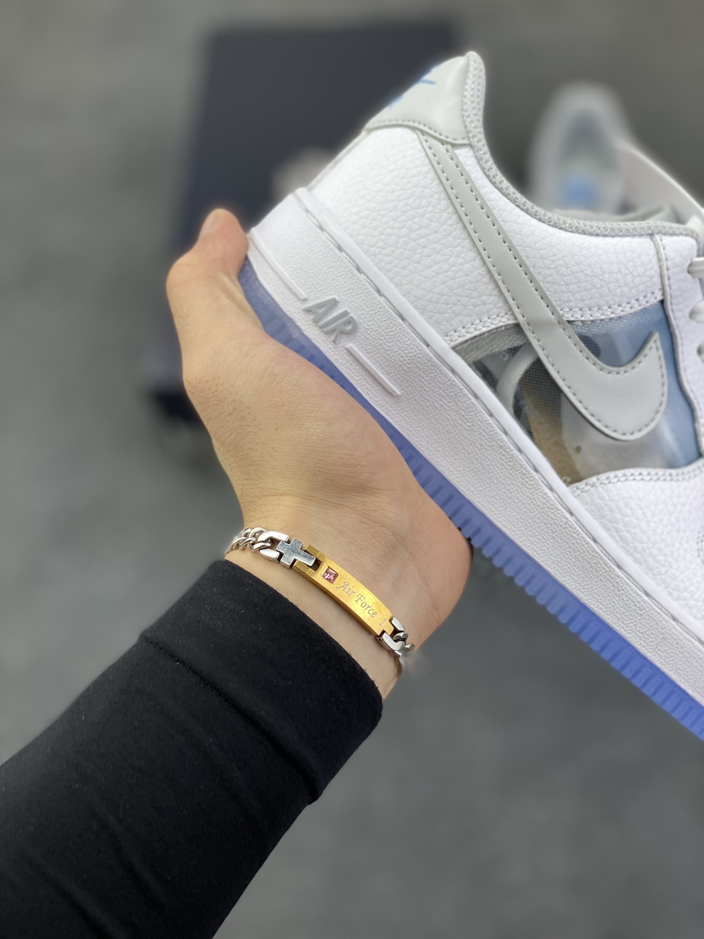 图片[6]-NK Air Force 1 空军一号 透明白蓝 原楦头原纸板 打造纯正空军版型#专注外贸渠道 全掌内置蜂窝气垫 #原盒配件 原厂中底钢印、拉帮完美 货号：IB5724-100 尺码：36 36.5 37.5 38 38.5 39 40 40.5 41 42 42.5 43 44 44.5 45-选品中心