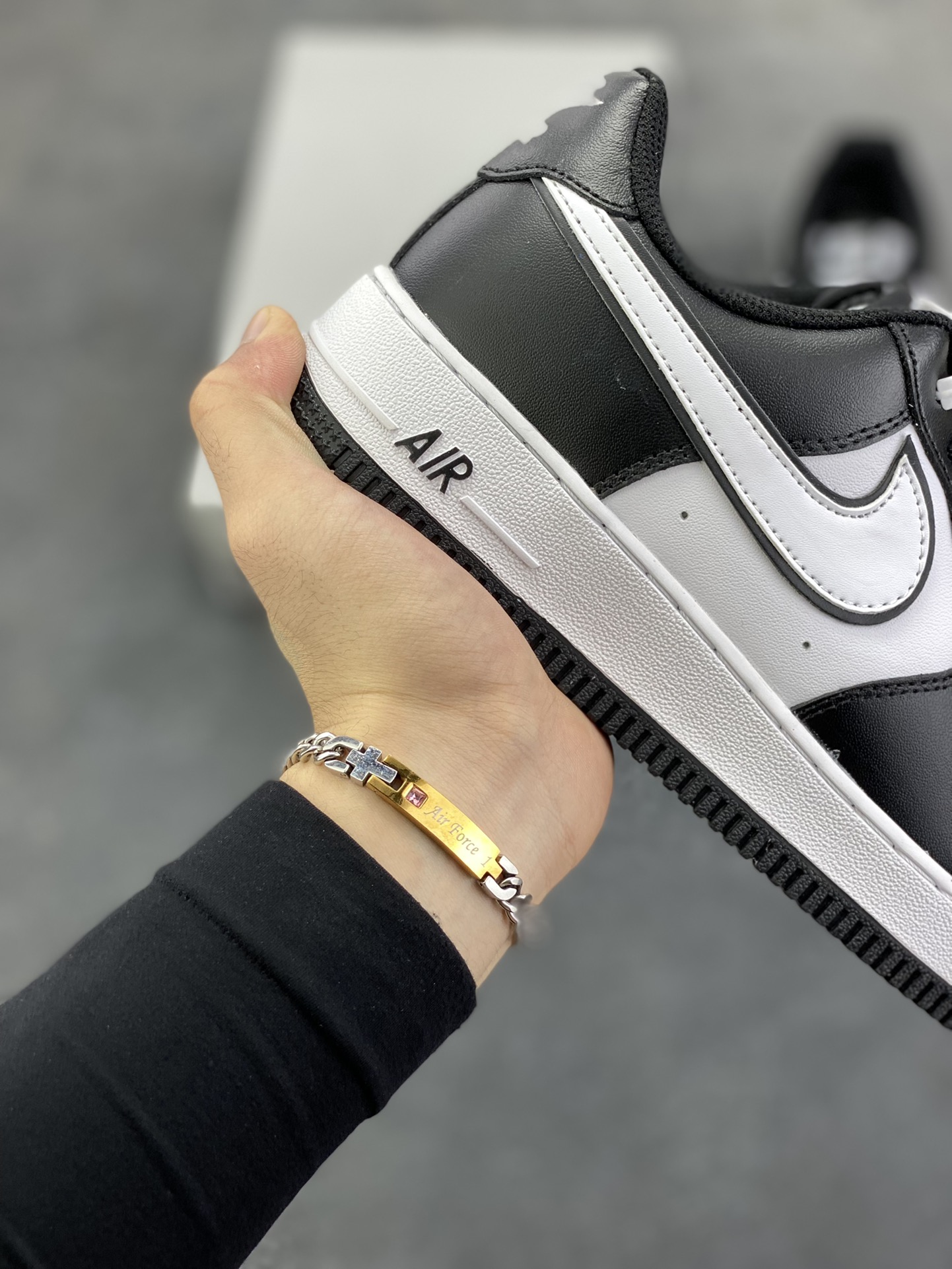 图片[6]-福利特价 Air Force 1 Nike Low 二代白黑熊猫 原楦头原纸板 打造纯正空军版型 专注外贸渠道 全掌内置蜂窝气垫 #原盒配件 原厂中底钢印、拉帮完美 货号：DV0788-001 尺码：36 36.5 37.5 38 38.5 39 40 40.5 41 42 42.5 43 44 44.5 45-选品中心