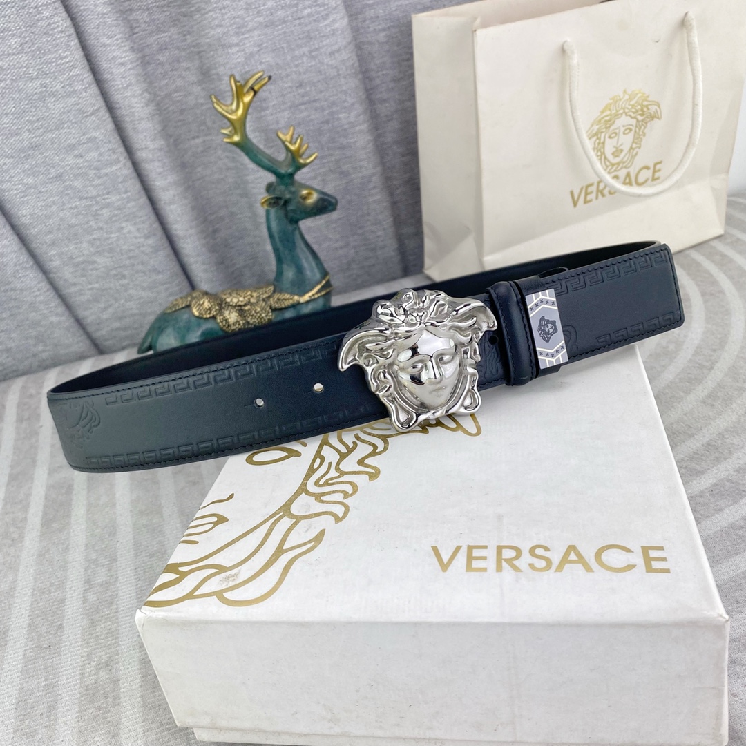 范思哲💕 特种皮腰带系列 ，原厂五金精品不锈钢扣，手感柔软舒适 宽3.8CM。