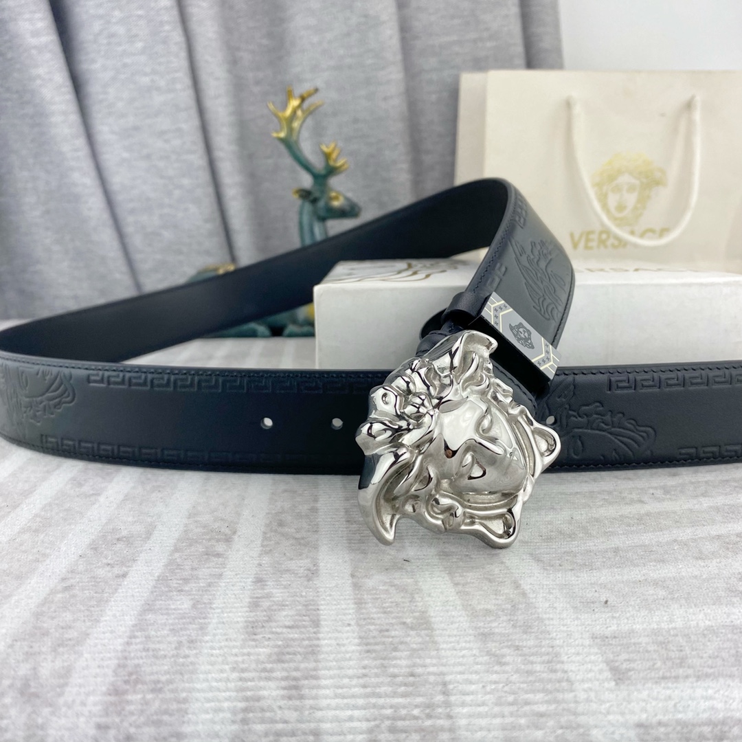 范思哲💕 特种皮腰带系列 ，原厂五金精品不锈钢扣，手感柔软舒适 宽3.8CM。