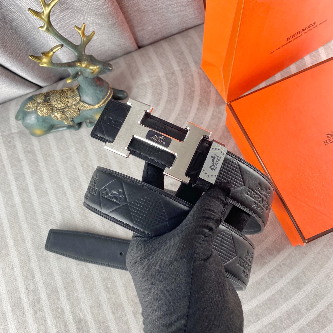 爱马仕💕 特种皮腰带系列 ，原厂五金精品不锈钢扣，手感柔软舒适 宽3.8CM。