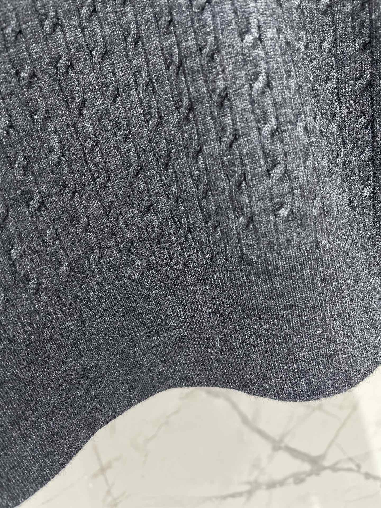 Polo * 拉夫劳伦秋季罗纹针织衫秋天第一件心动单品必须安利给你们👇🏻Polo和拉夫劳伦联名的这款罗纹