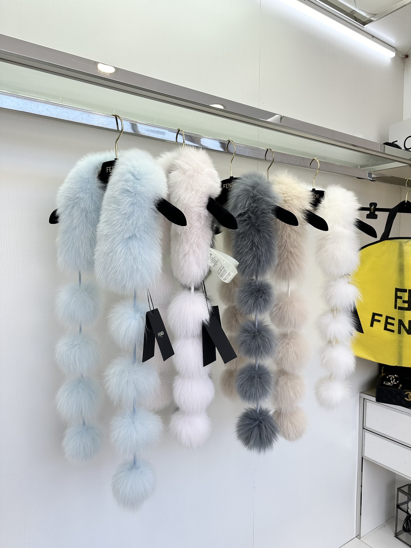 Fendi Fox Fur Scarf - Luxurious, Soft, and Stylish Winter Accessory 2 i1757688668 5189 0