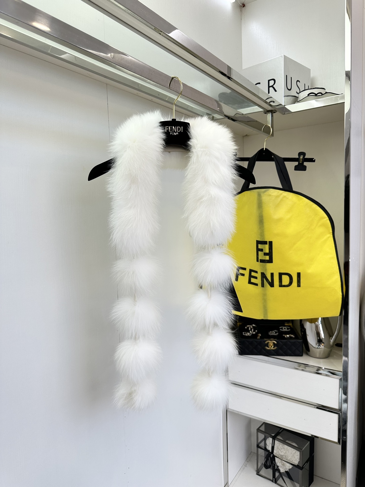 Fendi Fox Fur Scarf - Luxurious, Soft, and Stylish Winter Accessory 9 i1757688668 6563 7