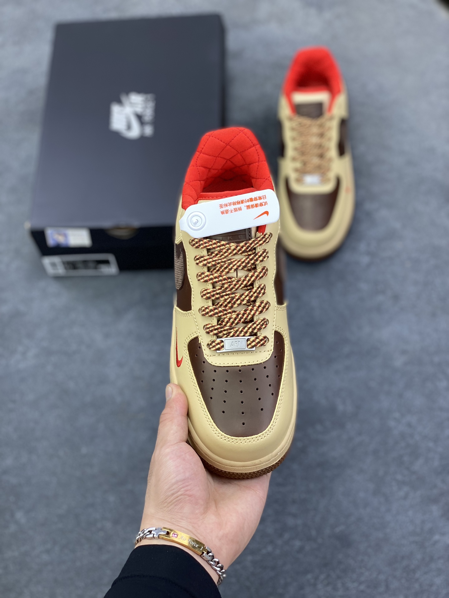 图片[2]-福利特价 Air Force 1\’ 07 棕红 原楦头原纸板 打造纯正空军版型 专注外贸渠道 全掌内置蜂窝气垫 #原盒配件 原厂中底钢印、拉帮完美 货号：HQ3447-222 尺码：36 36.5 37.5 38 38.5 39 40 40.5 41 42 42.5 43 44 44.5 45-选品中心