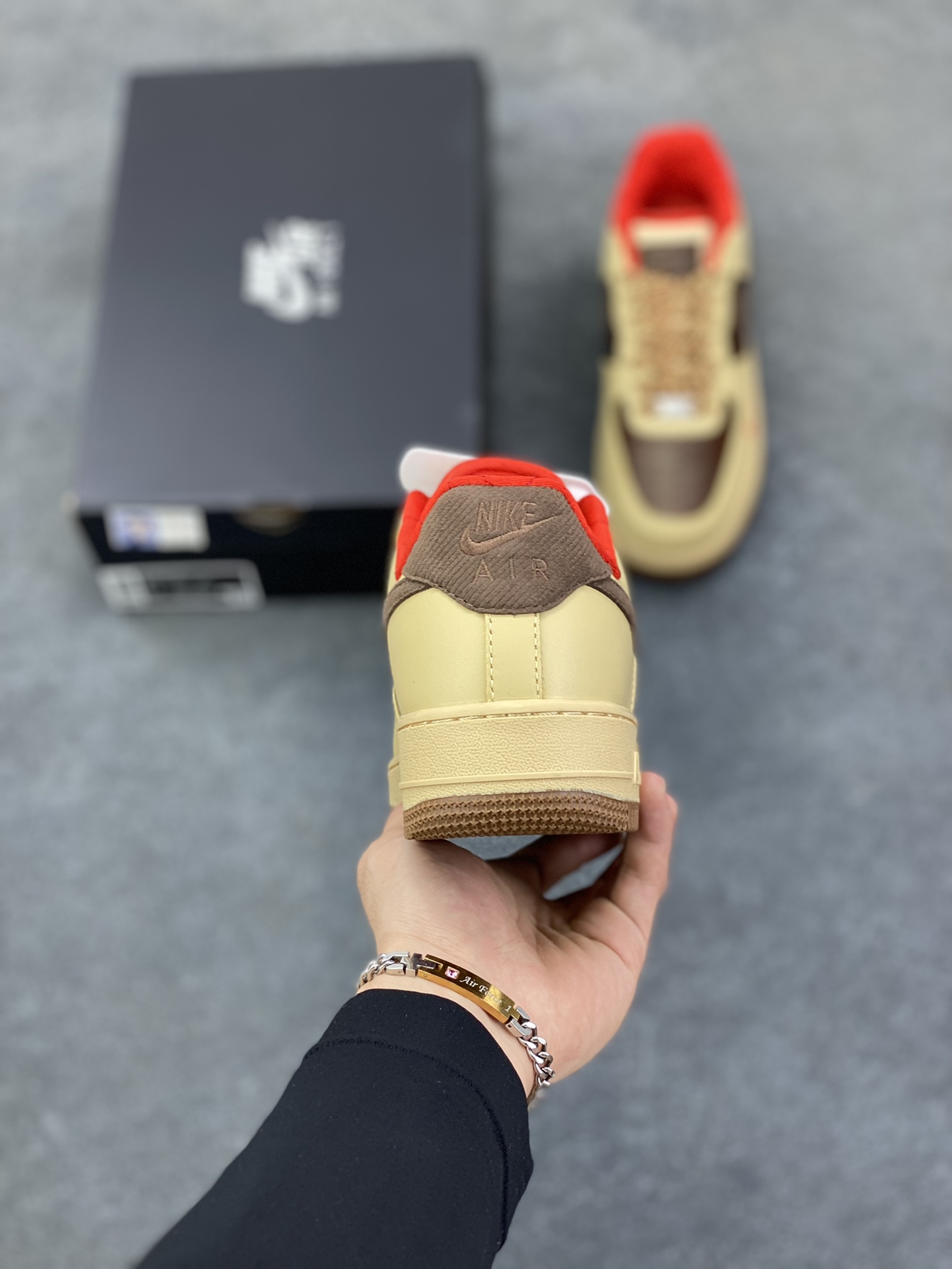 图片[4]-福利特价 Air Force 1\’ 07 棕红 原楦头原纸板 打造纯正空军版型 专注外贸渠道 全掌内置蜂窝气垫 #原盒配件 原厂中底钢印、拉帮完美 货号：HQ3447-222 尺码：36 36.5 37.5 38 38.5 39 40 40.5 41 42 42.5 43 44 44.5 45-选品中心