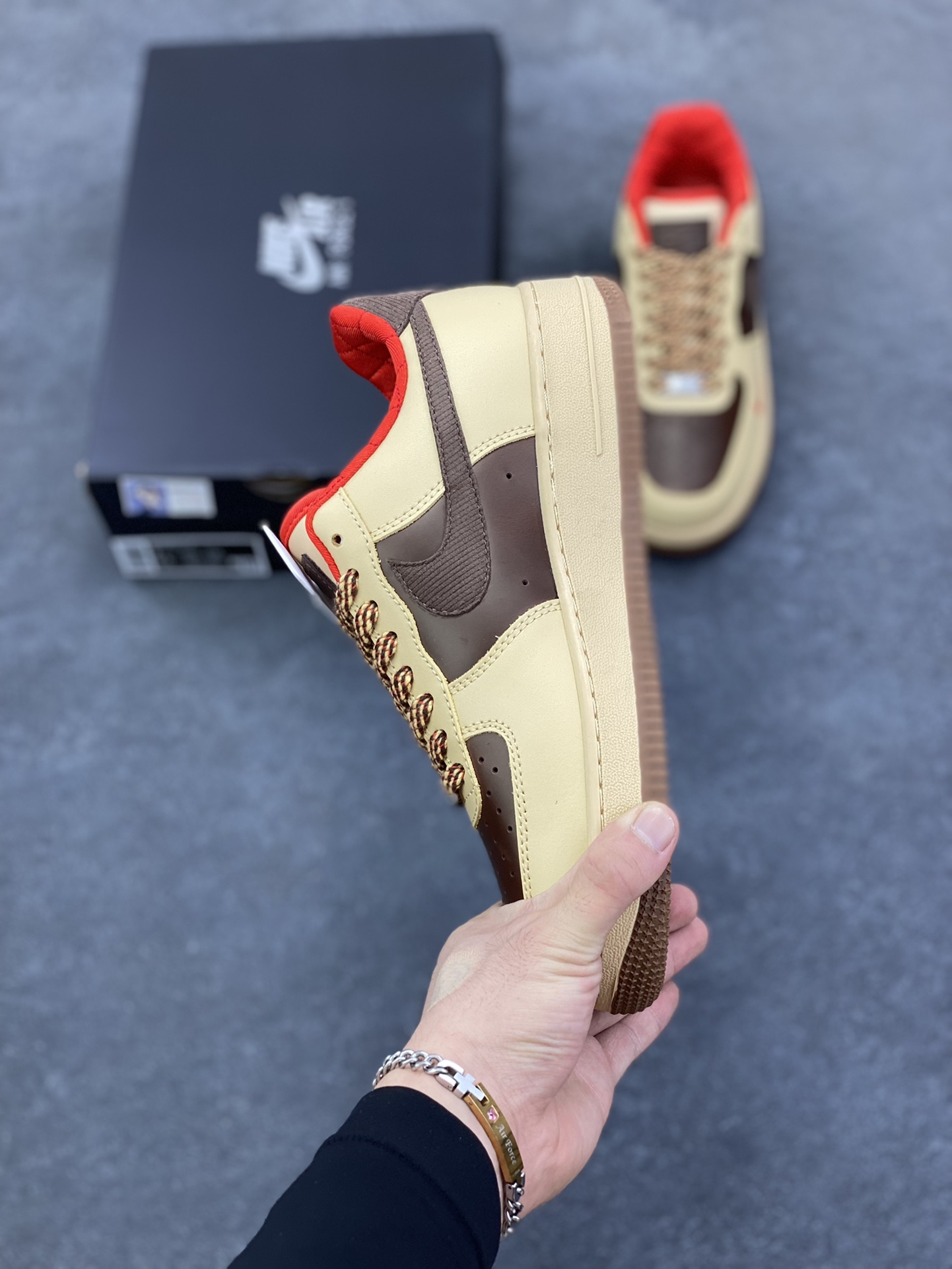 图片[3]-福利特价 Air Force 1\’ 07 棕红 原楦头原纸板 打造纯正空军版型 专注外贸渠道 全掌内置蜂窝气垫 #原盒配件 原厂中底钢印、拉帮完美 货号：HQ3447-222 尺码：36 36.5 37.5 38 38.5 39 40 40.5 41 42 42.5 43 44 44.5 45-选品中心