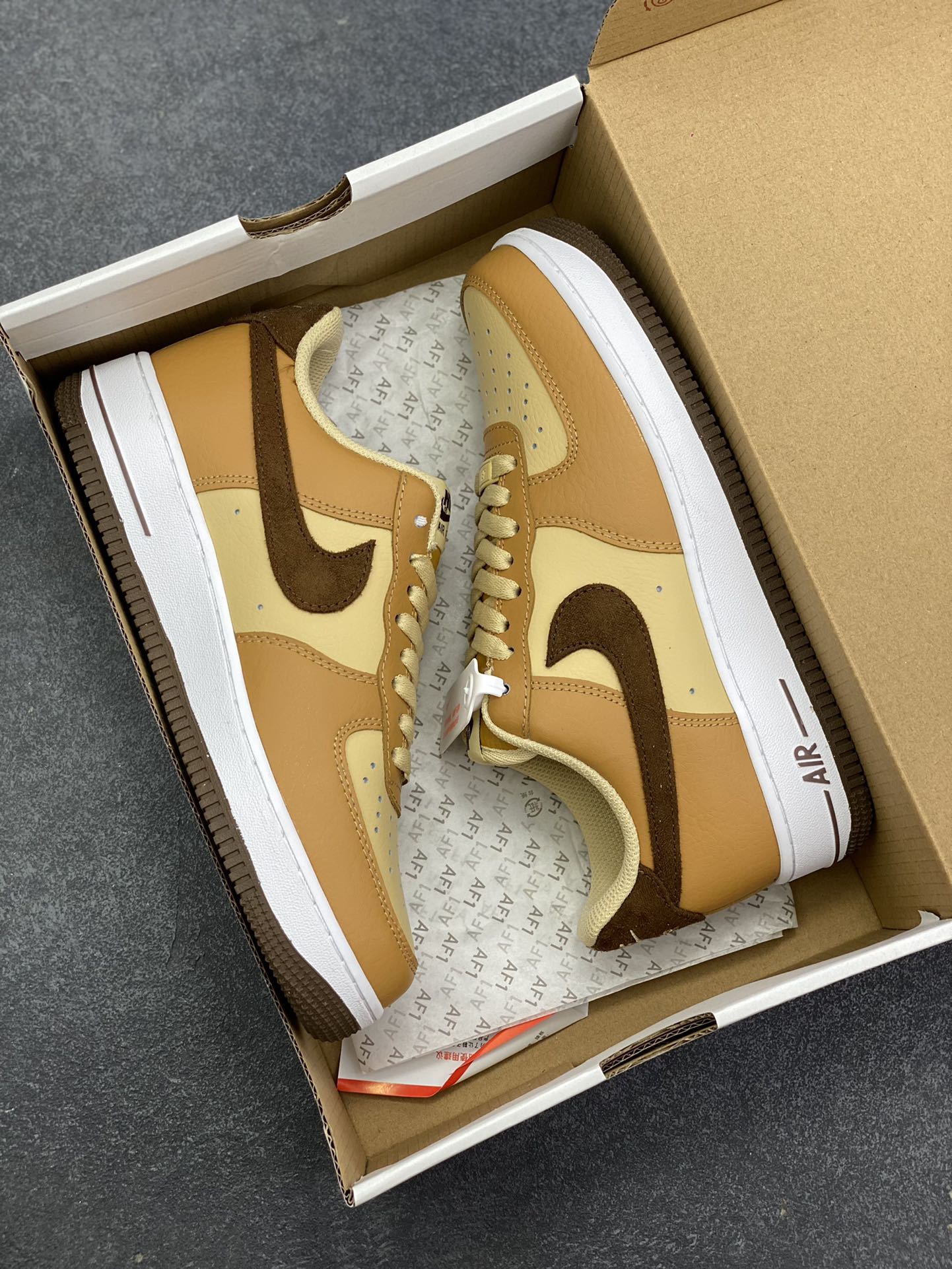 图片[9]-福利特价 Nk Air Force 1\’07 Low 白棕黄 空军一号低帮休闲板鞋 原楦头原纸板 打造纯正空军版型#专注外贸渠道 全掌内置蜂窝气垫 #原盒配件 原厂中底钢印、拉帮完美 货号：HQ3905-200 尺码：35.5 36 36.5 37.5 38 38.5 39 40 40.5 41 42 42.5 43 44 44.5 45-选品中心