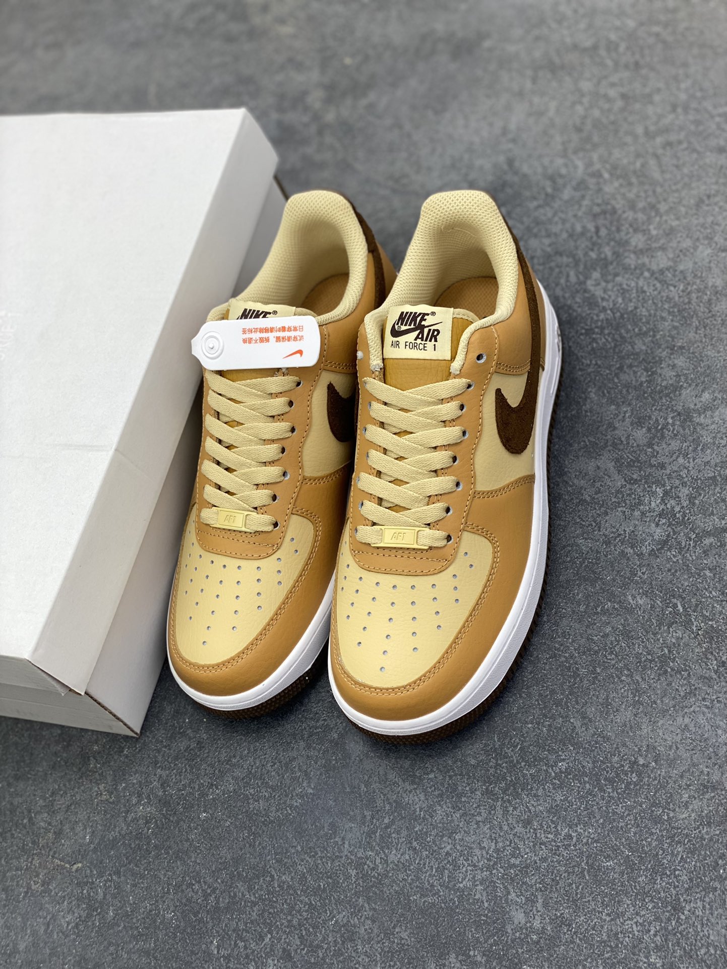图片[8]-福利特价 Nk Air Force 1\’07 Low 白棕黄 空军一号低帮休闲板鞋 原楦头原纸板 打造纯正空军版型#专注外贸渠道 全掌内置蜂窝气垫 #原盒配件 原厂中底钢印、拉帮完美 货号：HQ3905-200 尺码：35.5 36 36.5 37.5 38 38.5 39 40 40.5 41 42 42.5 43 44 44.5 45-选品中心