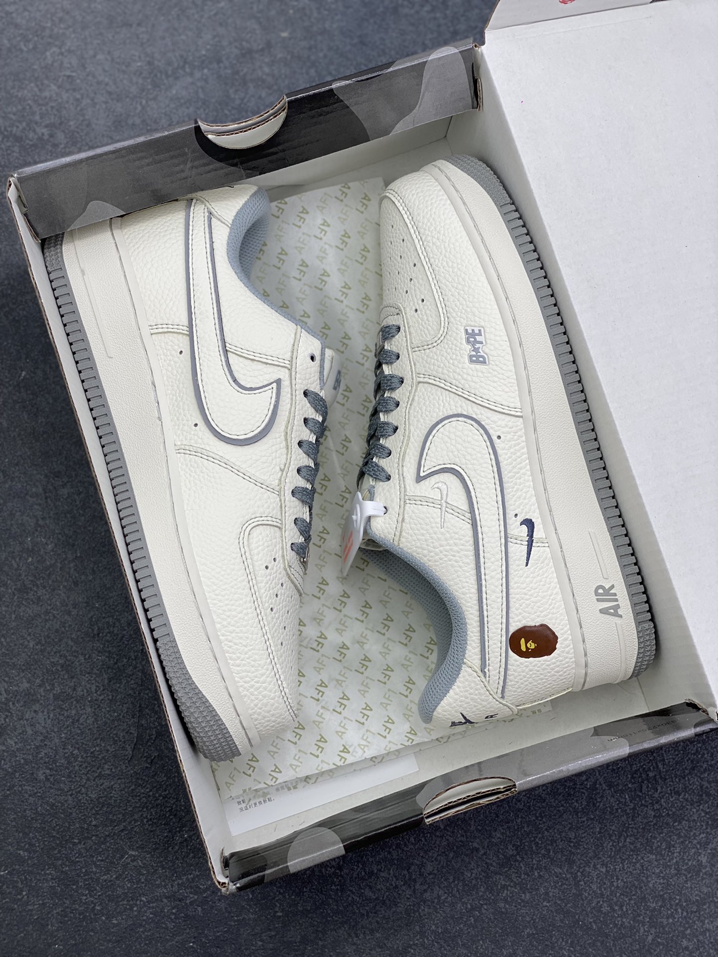 图片[9]-Nike Air Force 1 Low 空军一号低帮百搭休闲运动板鞋。柔软、弹性十足的缓震性能和出色的中底设计，横跨复古与现代的外型结合，造就出风靡全球三十多年的Force 1，直到今天还深受青睐。 货号：HH7518-065 尺码：36 36.5 37.5 38 38.5 39 40 40.5 41 42 42.5 43 44 44.5 45-选品中心