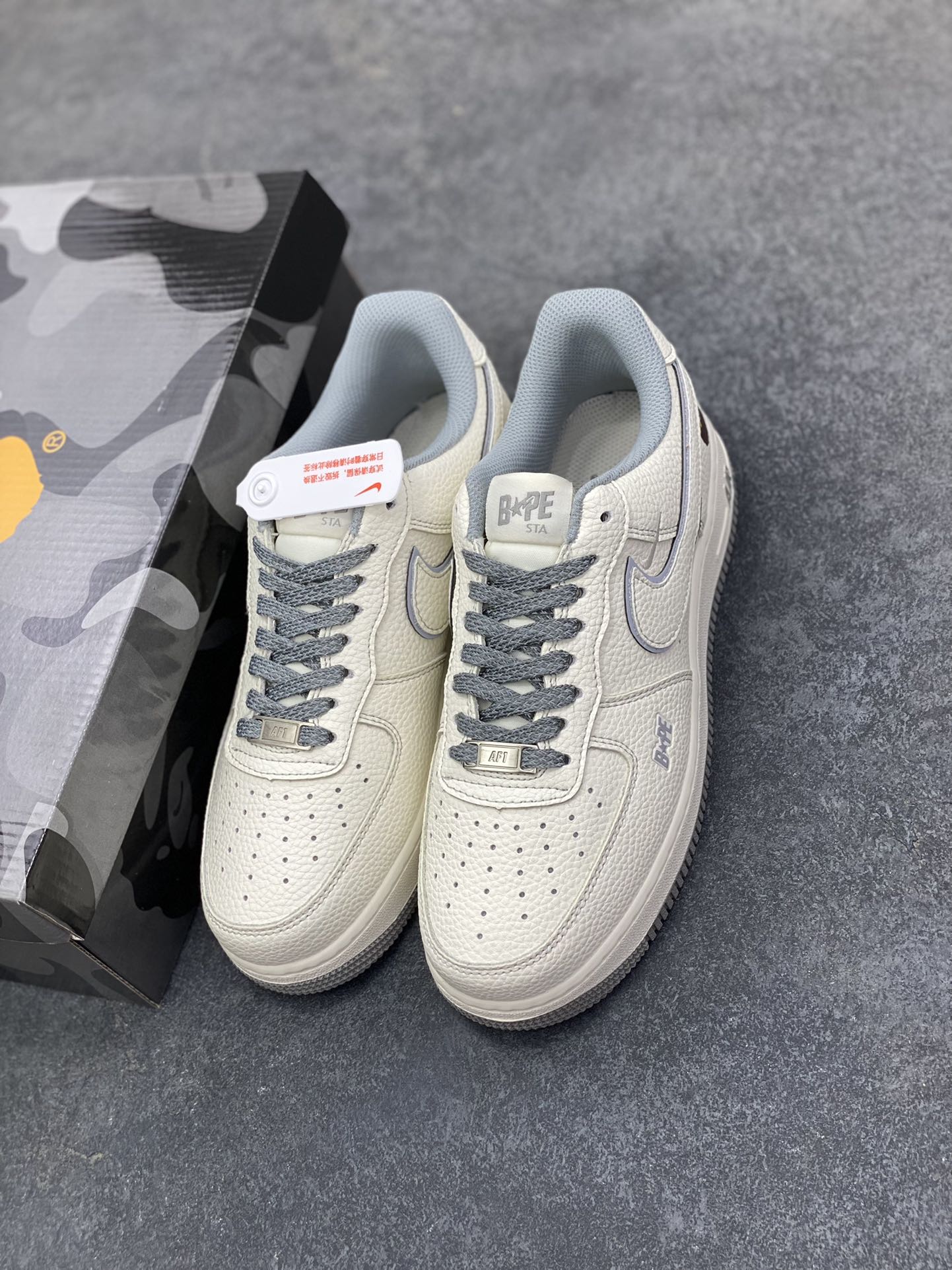 图片[8]-Nike Air Force 1 Low 空军一号低帮百搭休闲运动板鞋。柔软、弹性十足的缓震性能和出色的中底设计，横跨复古与现代的外型结合，造就出风靡全球三十多年的Force 1，直到今天还深受青睐。 货号：HH7518-065 尺码：36 36.5 37.5 38 38.5 39 40 40.5 41 42 42.5 43 44 44.5 45-选品中心
