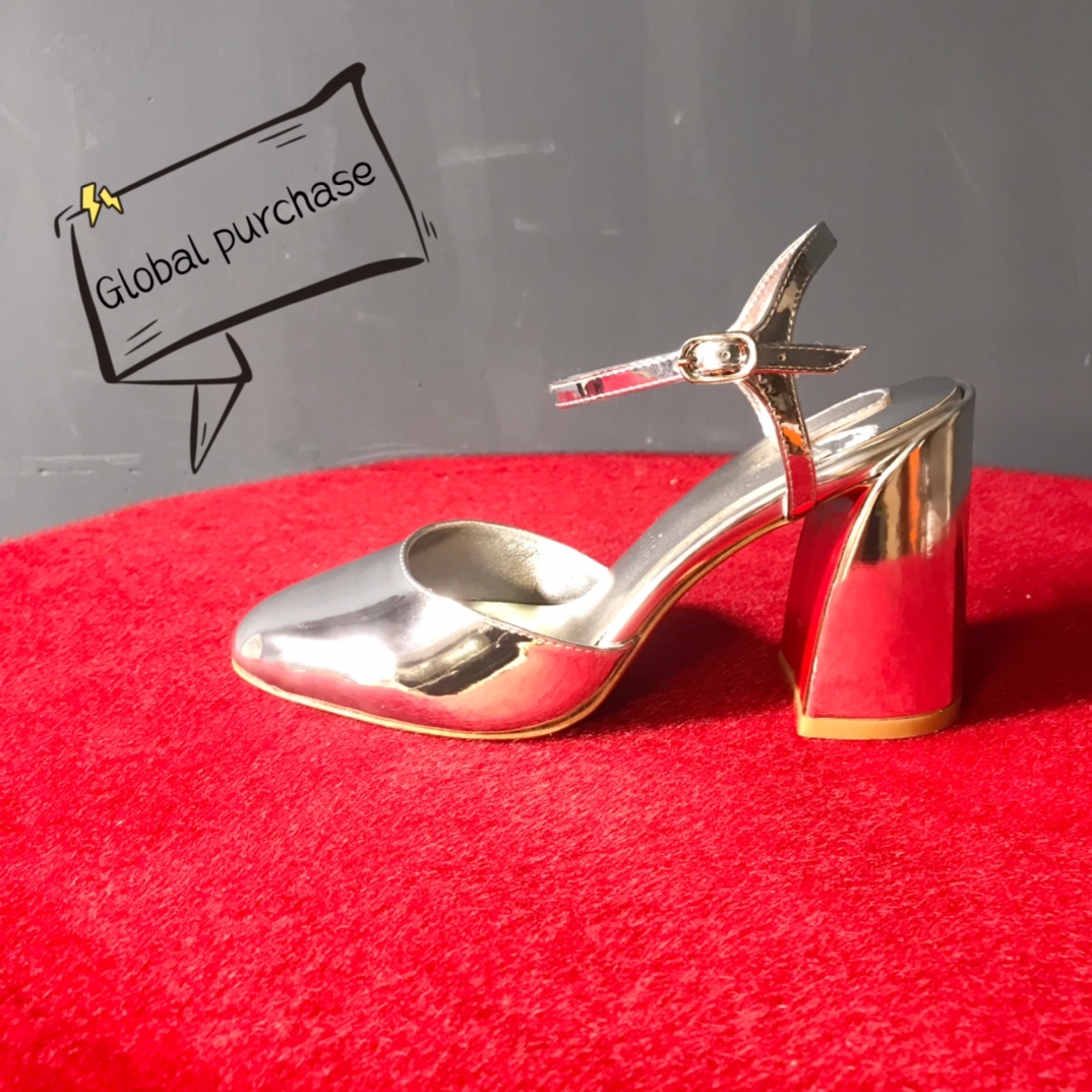 NO:337419,High-end customization, autumn and winter Mary Jane retro classic series!  H8.5Cm. Size 35-42. Leather sole Leather sole - 155 silver mirror leather, silver sheepskin. Official website synchronization Standard European size Reference:-155 Color:silver/silver Material:patent Lining:red goat leather Heel height:8.5Cm Sole:leather sole Size:EU 35-42 (US 4-11):,,christian louboutin,louis vuitton,mary jane,sheepskin,Leather soles19860909高端订制 秋冬玛丽珍复古精典款系列！ H8.5Cm.尺码35-42码.真皮大底 真皮大底-155银色镜面皮,银羊皮里.官网同步 标准欧码 Reference:-155 Color:silver/silver Material:patent Lining:red goat leather Heel heigh:8.5Cm Sole:leather sole Size:EU 35－42（US 4一11) :,,christian louboutin,louis vuitton,mary jane,sheepskin,Leather soles,Women's Shoes