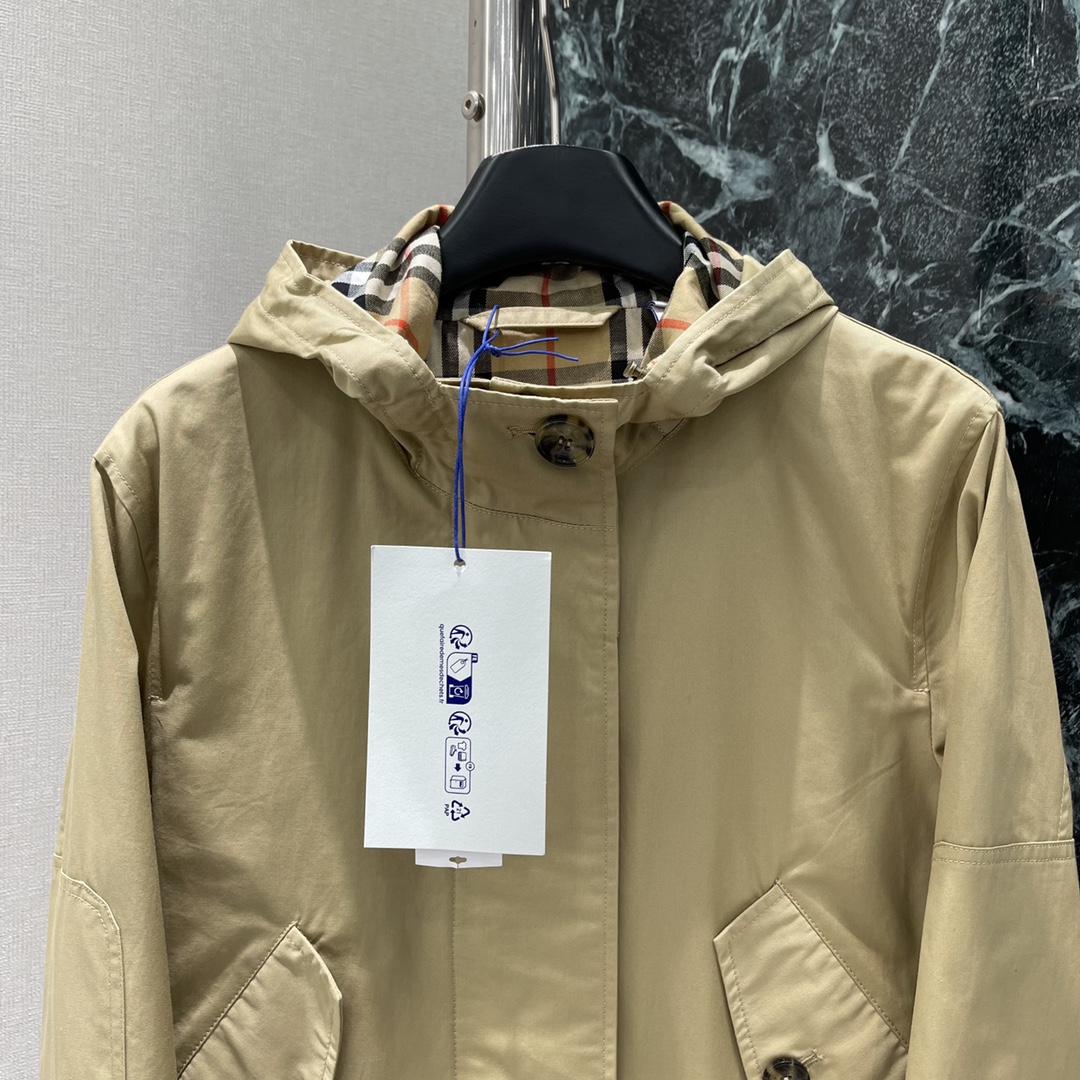 BBR 25秋冬新款 英伦风连帽夹克外套 适配秋冬休闲穿搭下摆双口袋立体剪裁容量增加更吸睛时髦 穿搭时髦