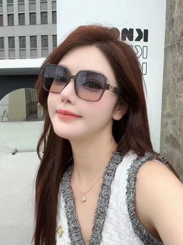 ‼️ 模特图 LOUIS VUITTO*✨✨✨MODEL：Z1763✨✨✨ SIZE：52口20-145