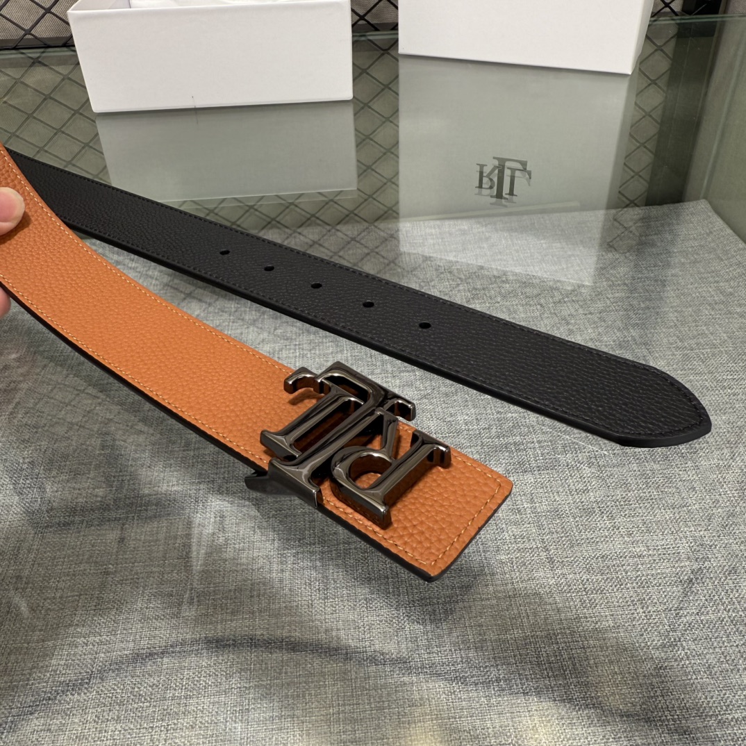 Ralph Lauren/拉夫劳伦 24年RL新款 这款腰带采用双面头层牛皮 做工细致 搭配原版精致纯铜