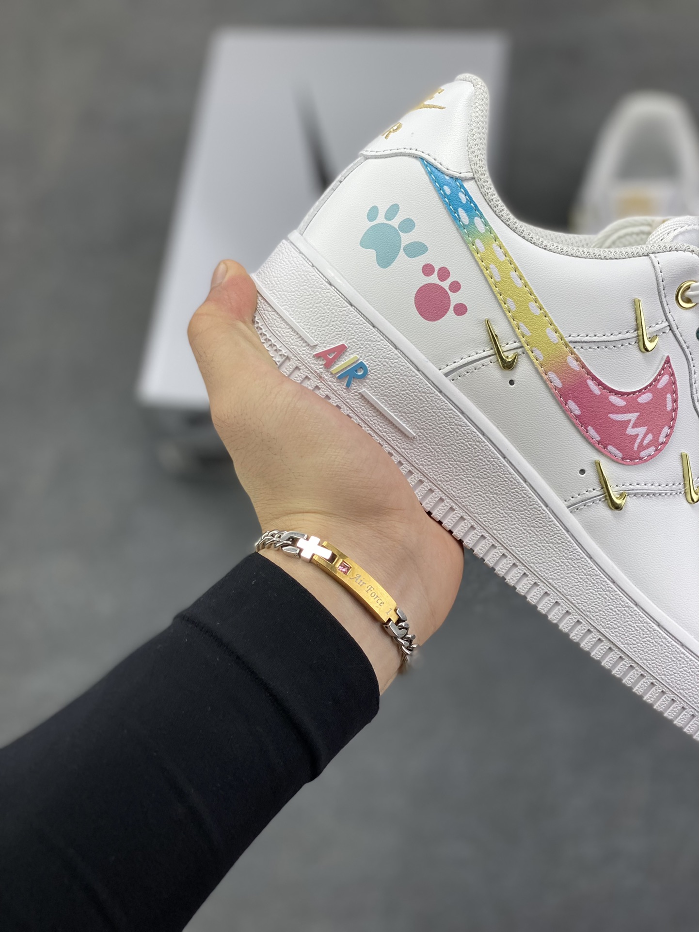 图片[6]-Nike Air Force 1 Low’07 四勾彩虹蛋糕 空军一号低帮休闲板鞋 定制皮料 定制鞋盒 原楦原纸板 纯正空军版型 内置全掌气垫 货号：ZH0316-115 尺码：36 36.5 37.5 38 38.5 39 40 40.5 41 42 42.5 43 44 44.5 45-选品中心