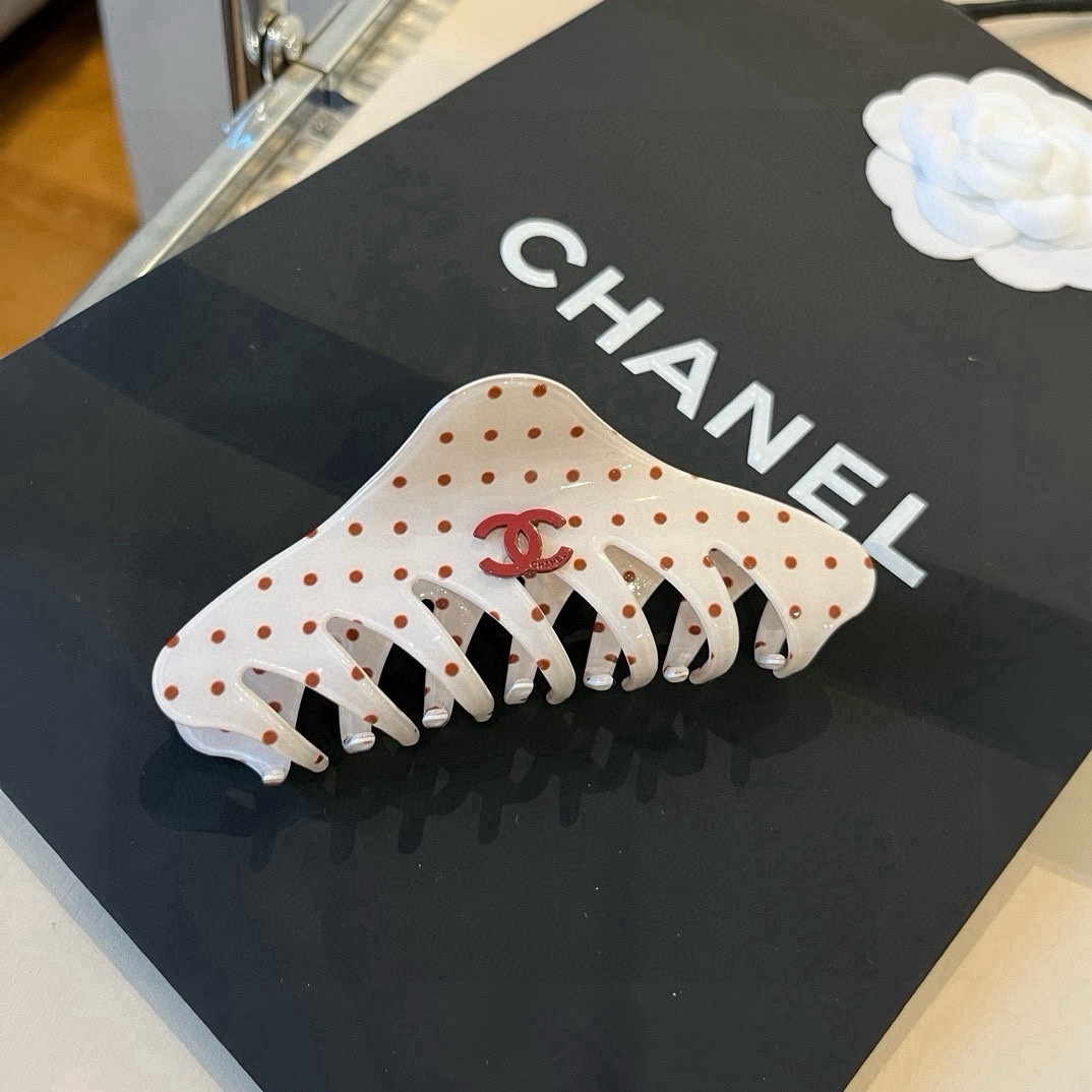 🆕 Chanel抓夹