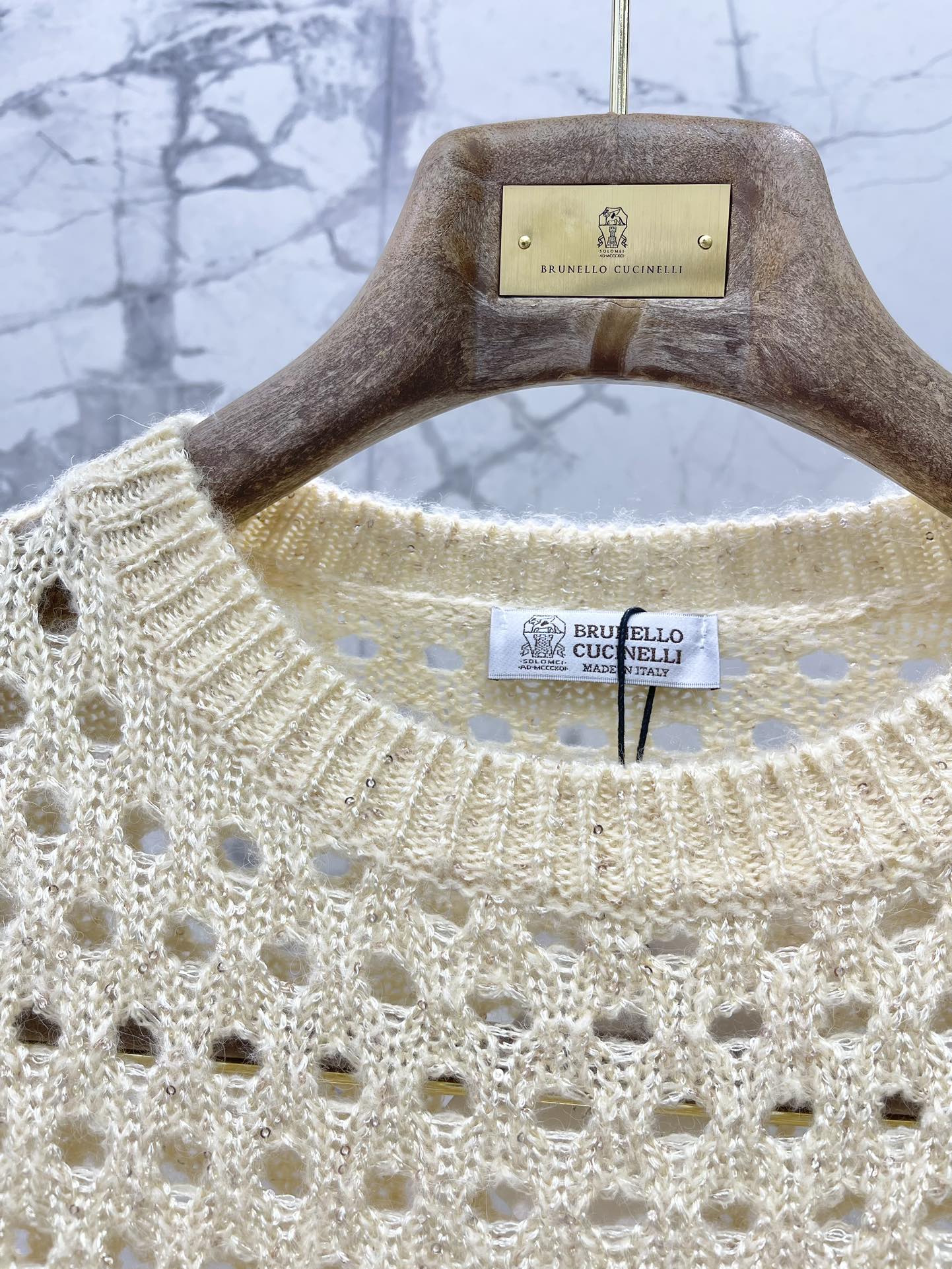 Brunello Cucinelli Women's Silver Thread Knit Top - Pure Desire Round Neck 4 i1757907374 5308 2