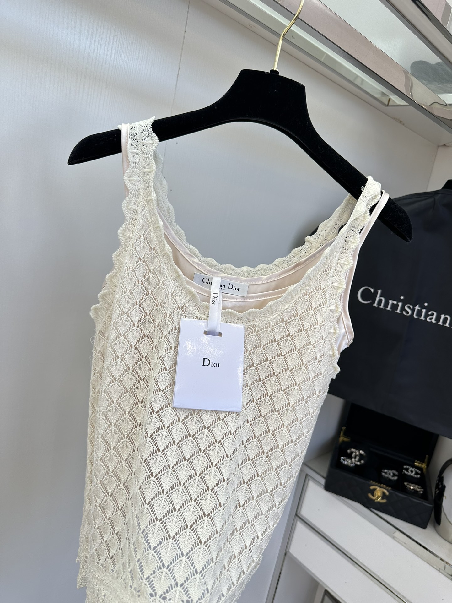 Elegant Hollow Knit Cardigan for Early Autumn Fashion 9 i1757919577 1808 7