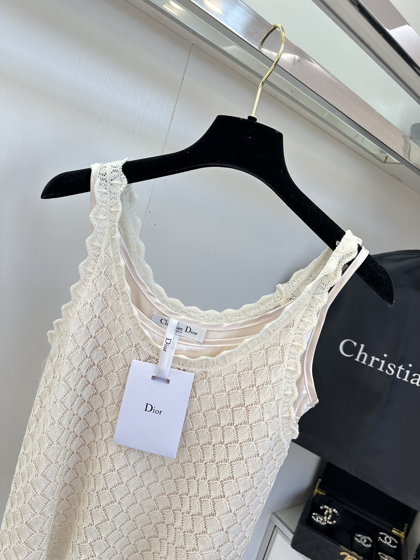 Elegant Hollow Knit Cardigan for Early Autumn Fashion 10 i1757919577 9705 8